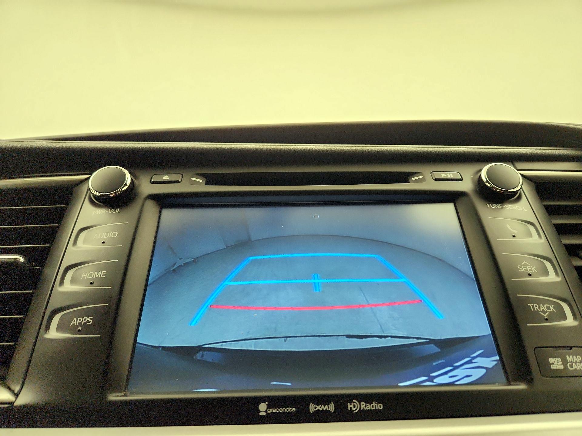 Thumbnail: 2016 Toyota Highlander - 15