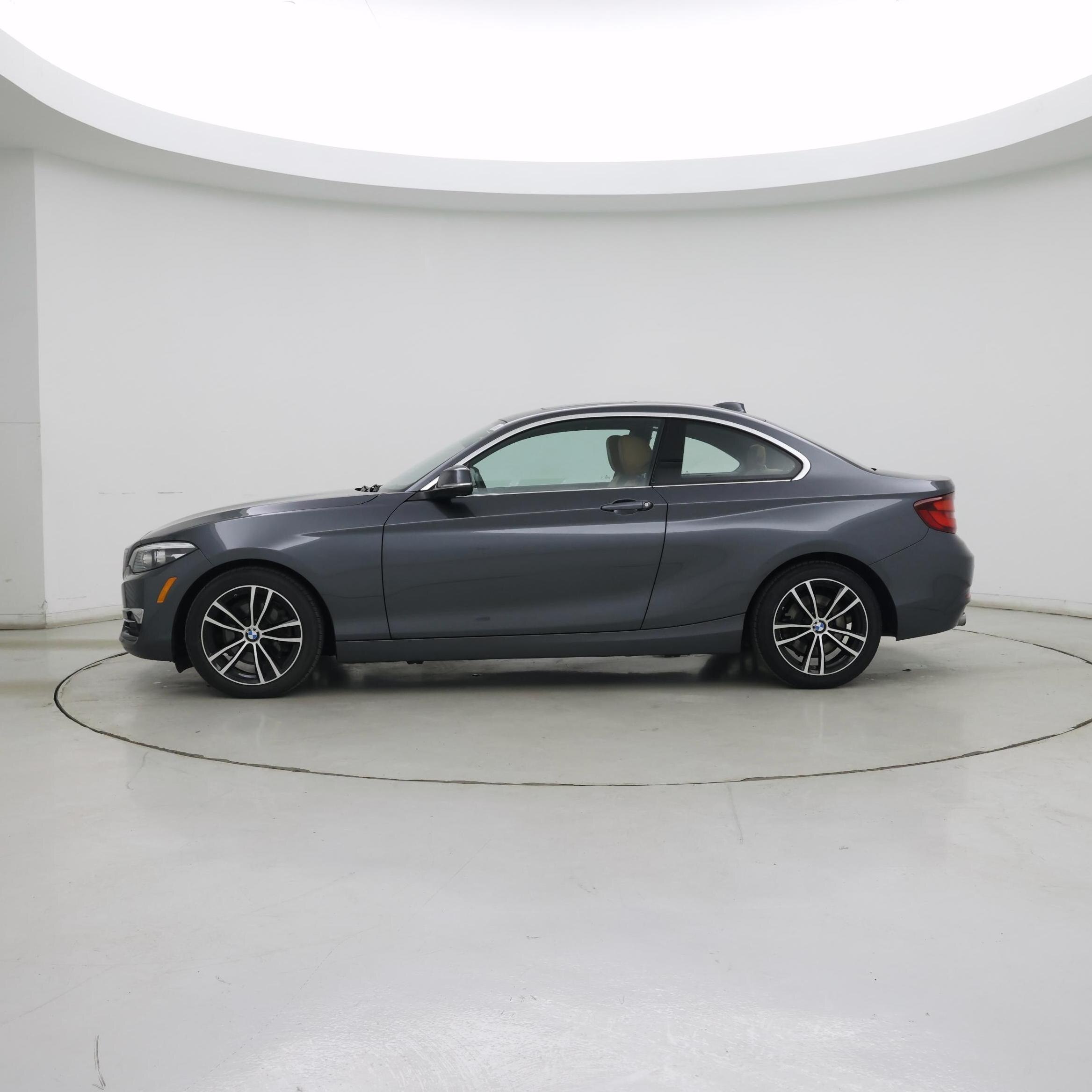 Thumbnail: 2020 BMW 2 Series - 3