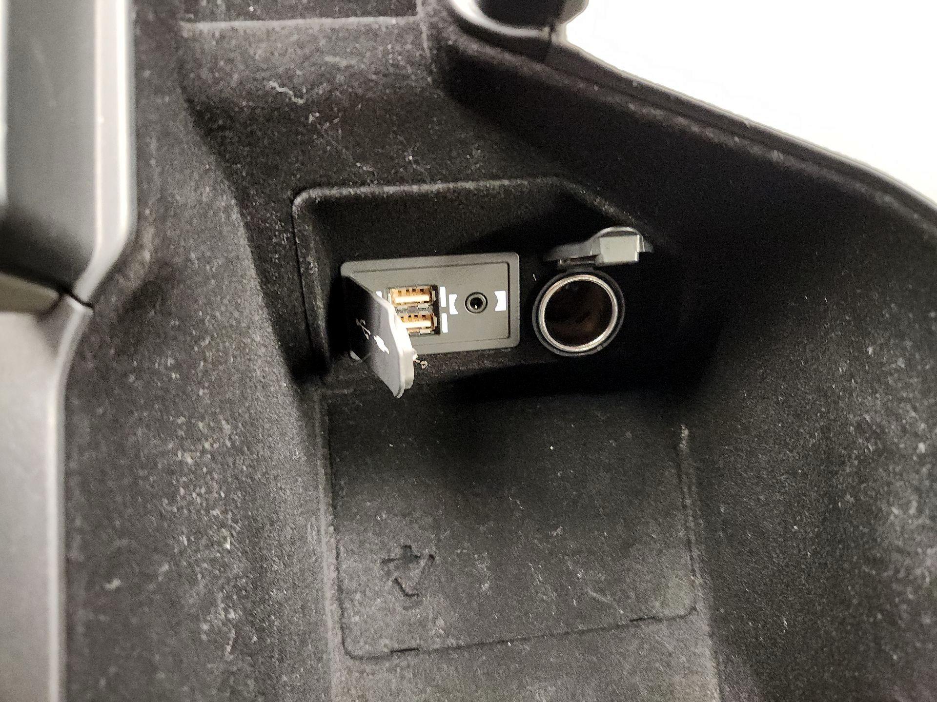 Thumbnail: 2017 Lexus RC - 19