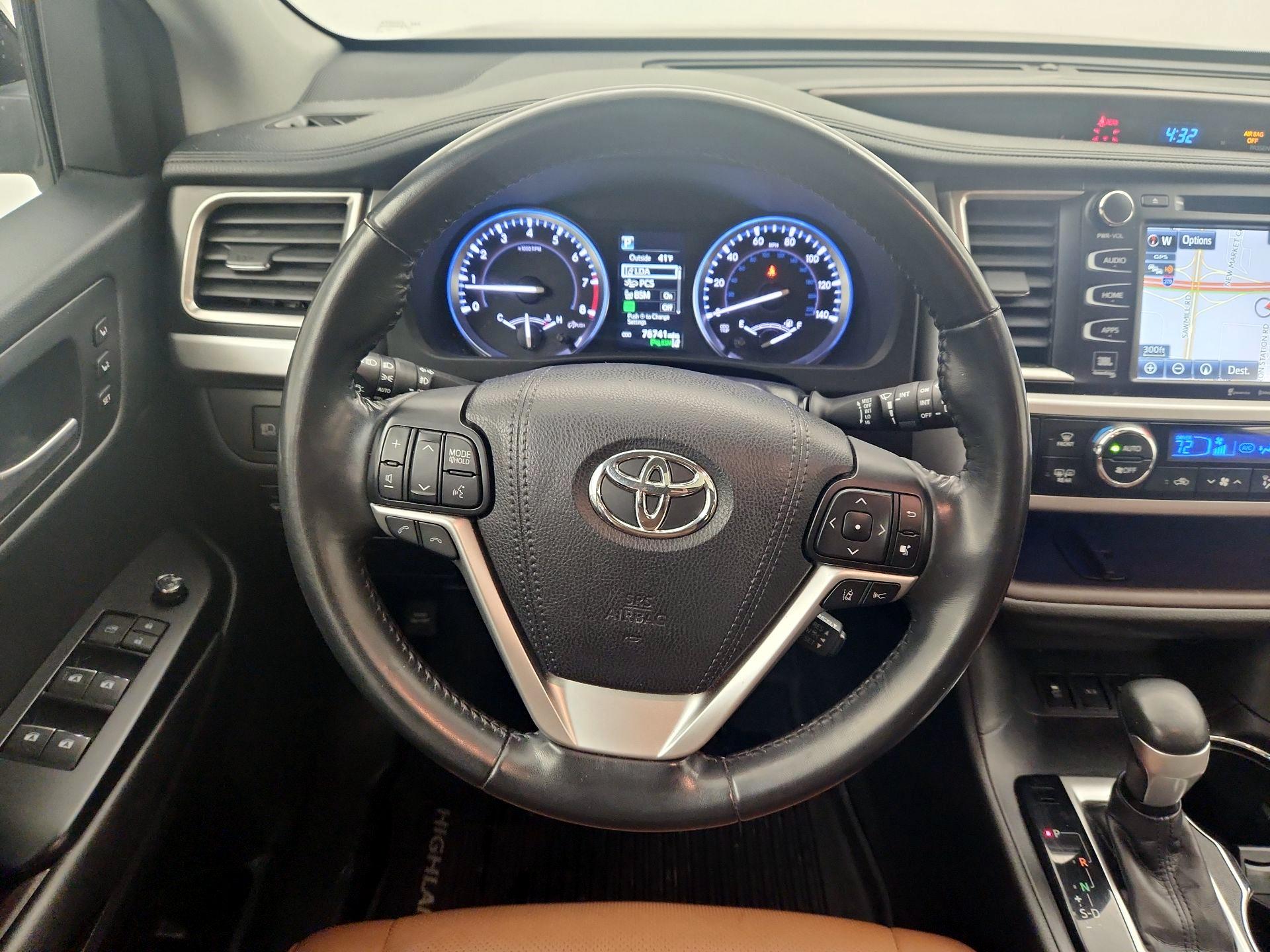 Thumbnail: 2018 Toyota Highlander - 10