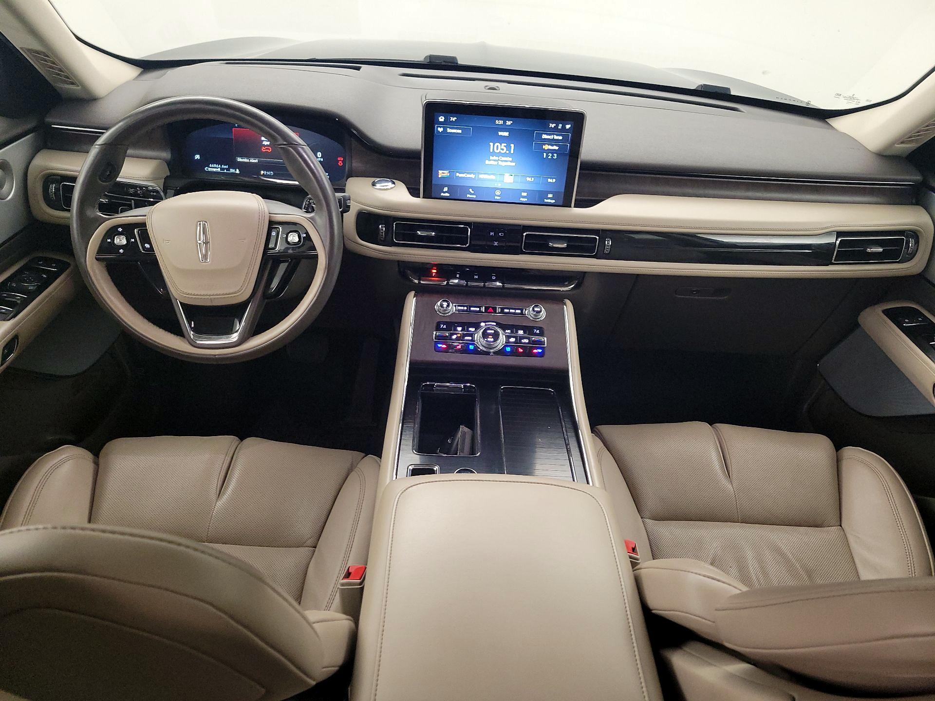 Thumbnail: 2020 Lincoln Aviator - 9