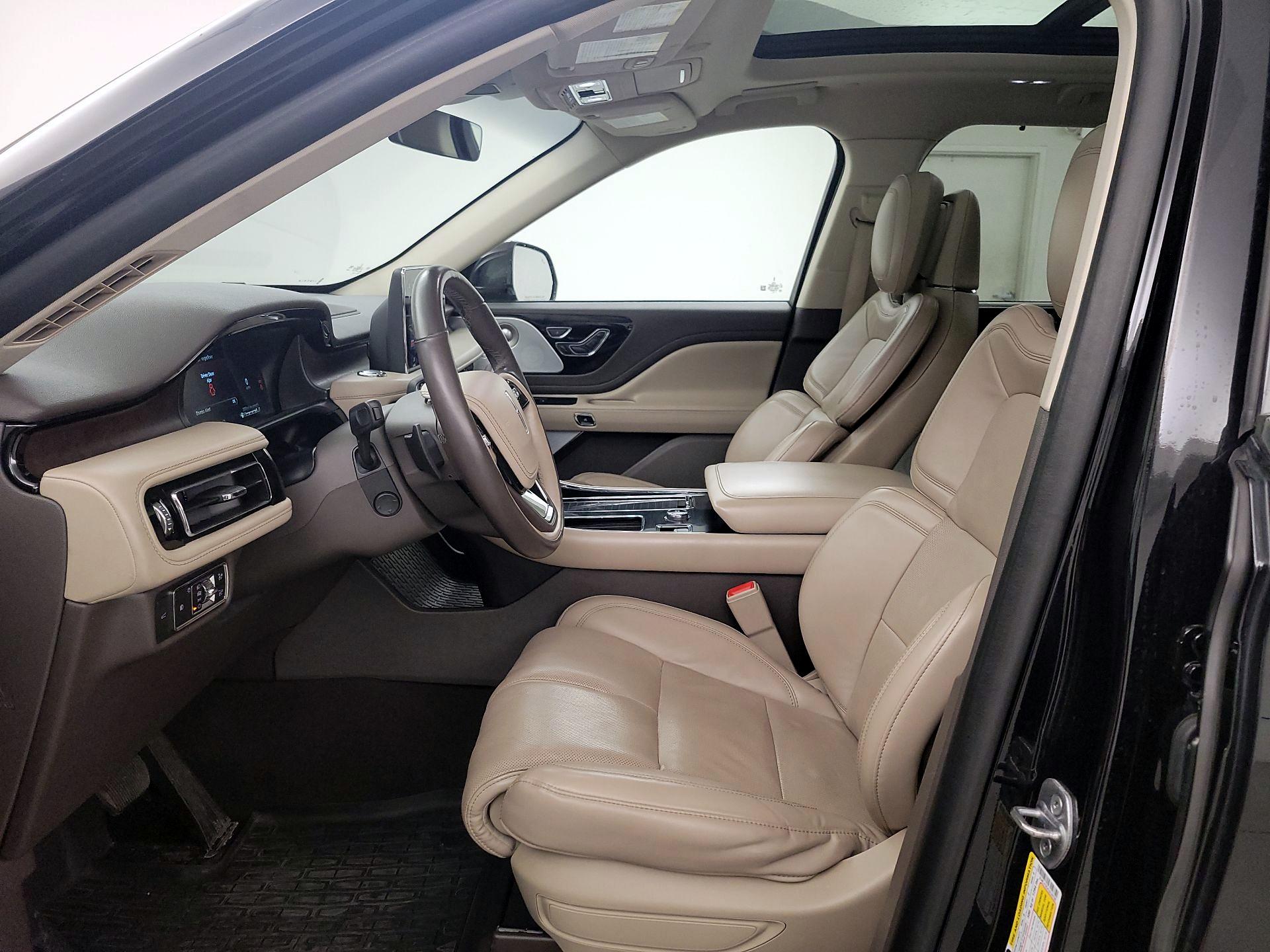 Thumbnail: 2020 Lincoln Aviator - 11