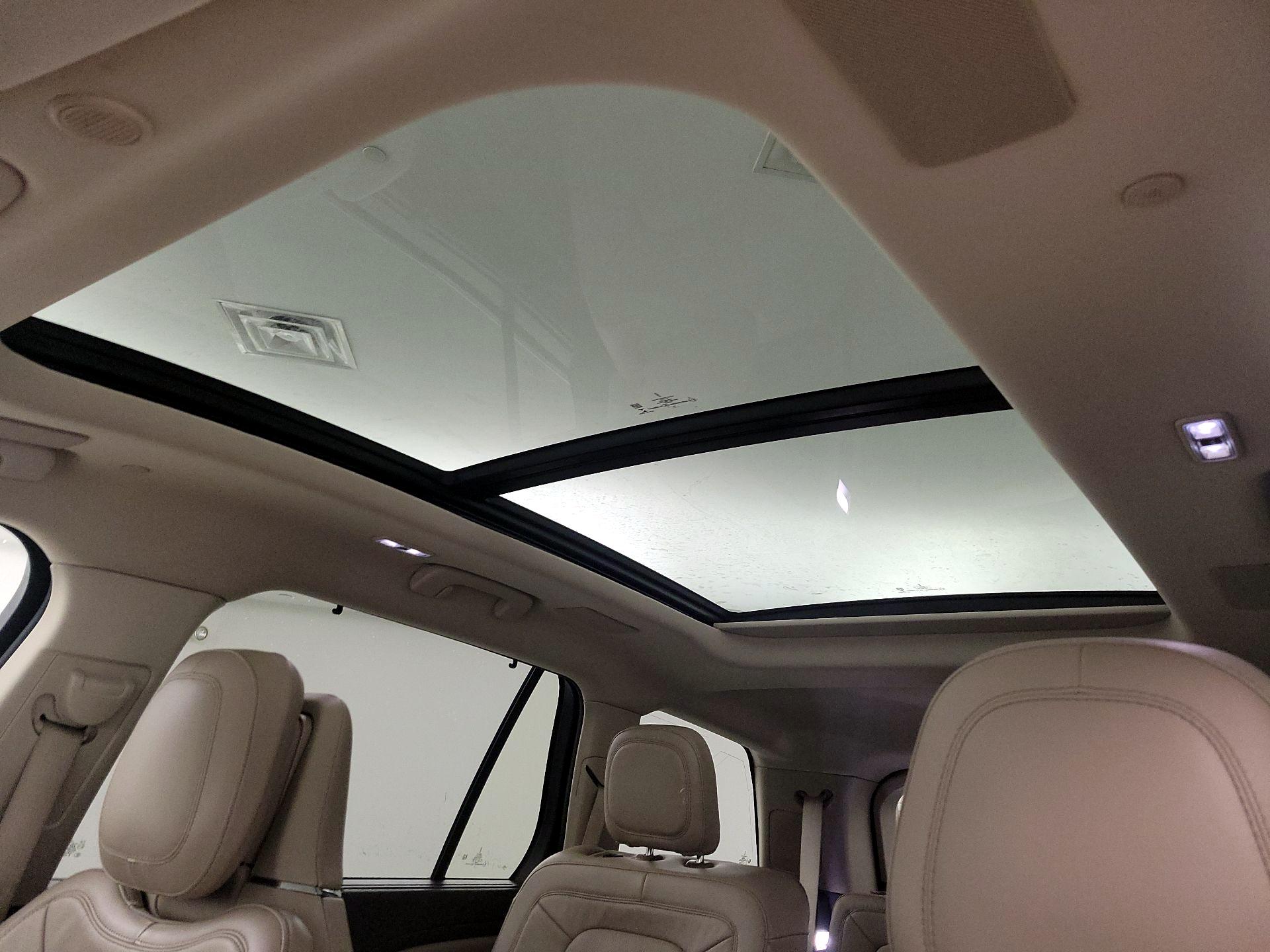 Thumbnail: 2020 Lincoln Aviator - 20