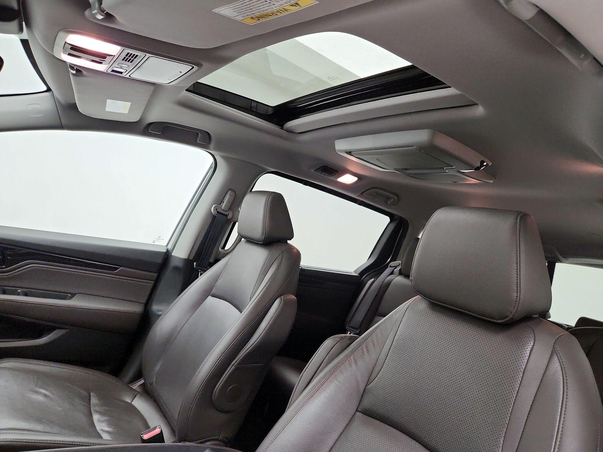 Thumbnail: 2018 Honda Odyssey - 20