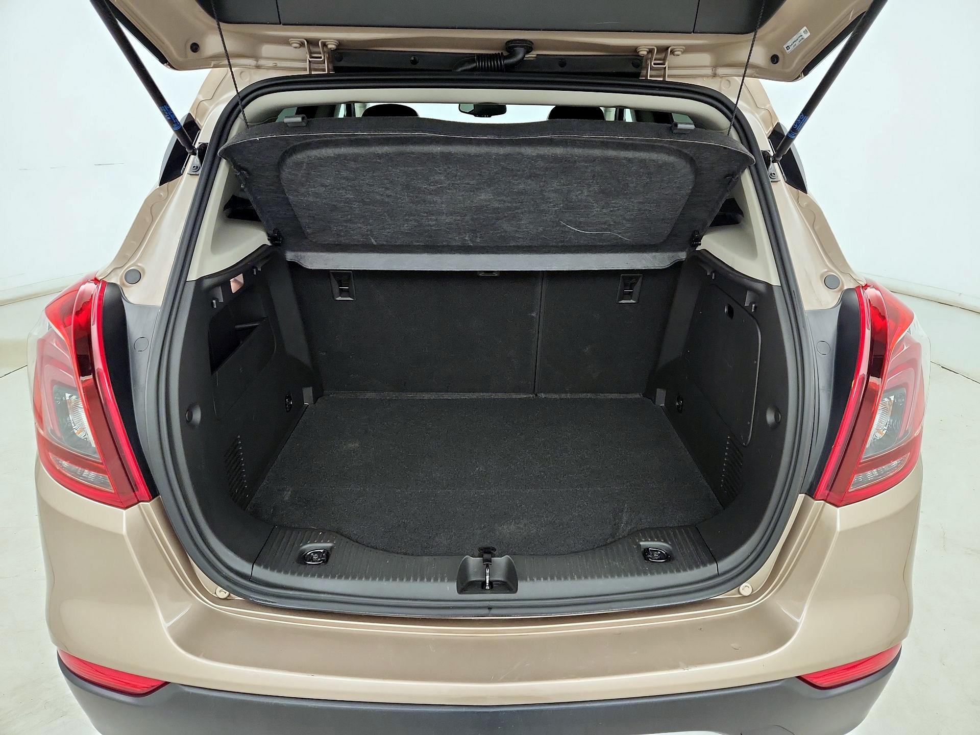 Thumbnail: 2018 Buick Encore - 20