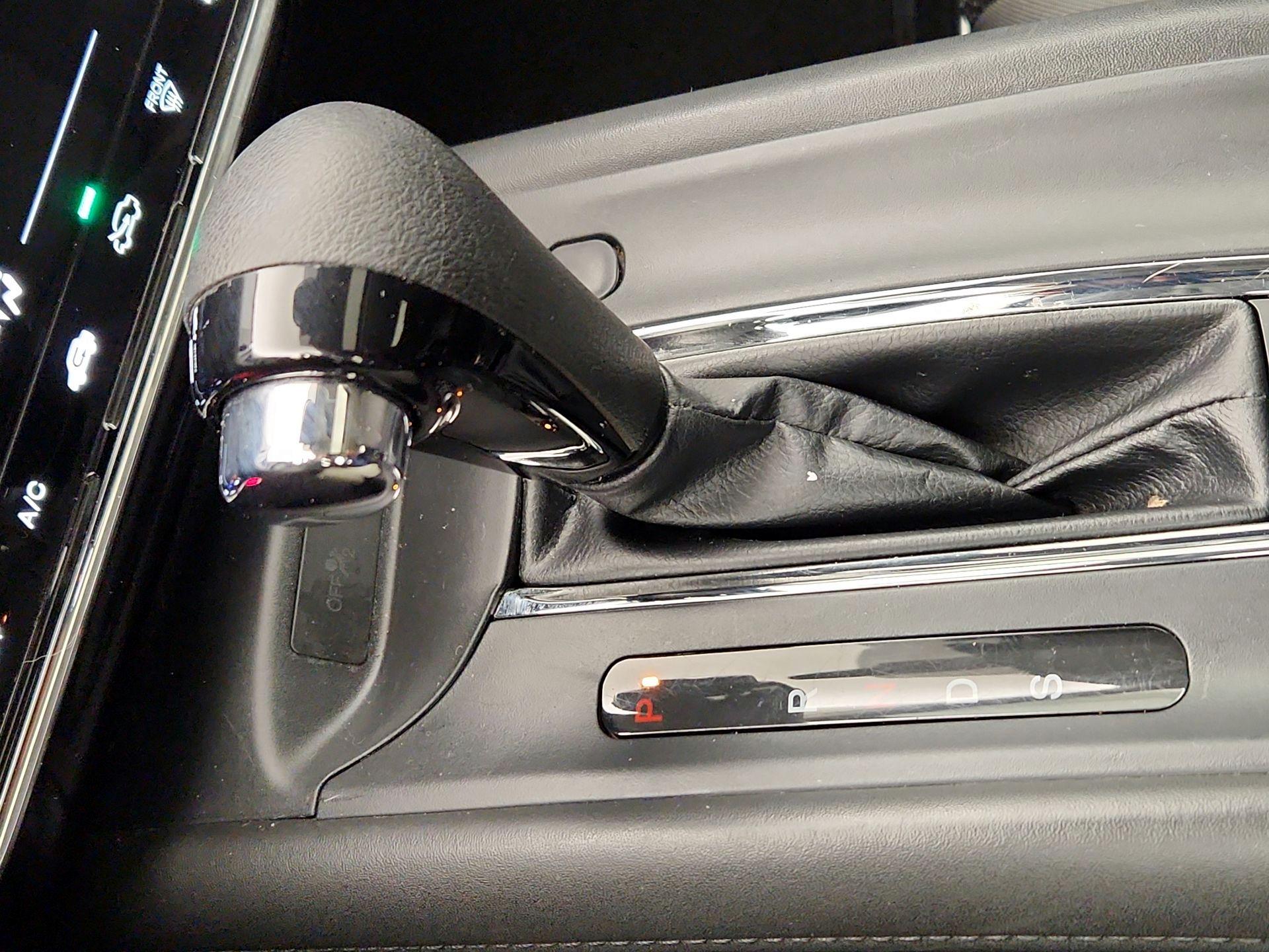 Thumbnail: 2021 Honda HR-V - 17