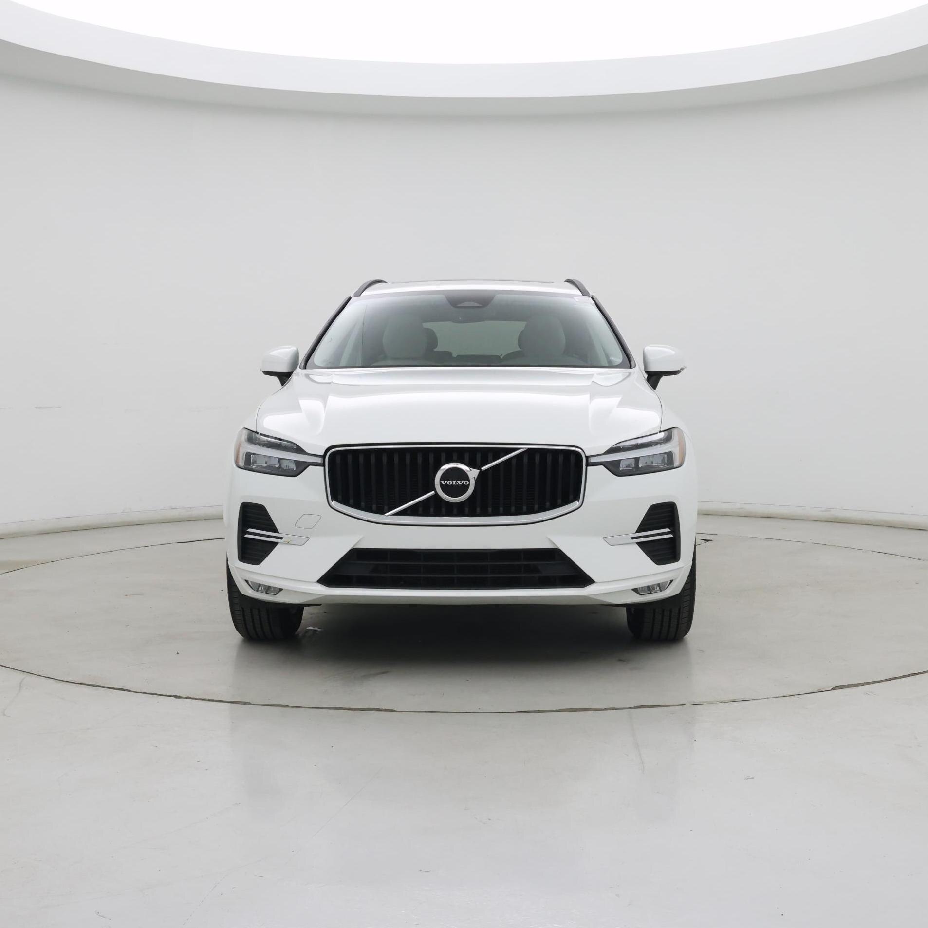 Thumbnail: 2022 Volvo XC60 - 5