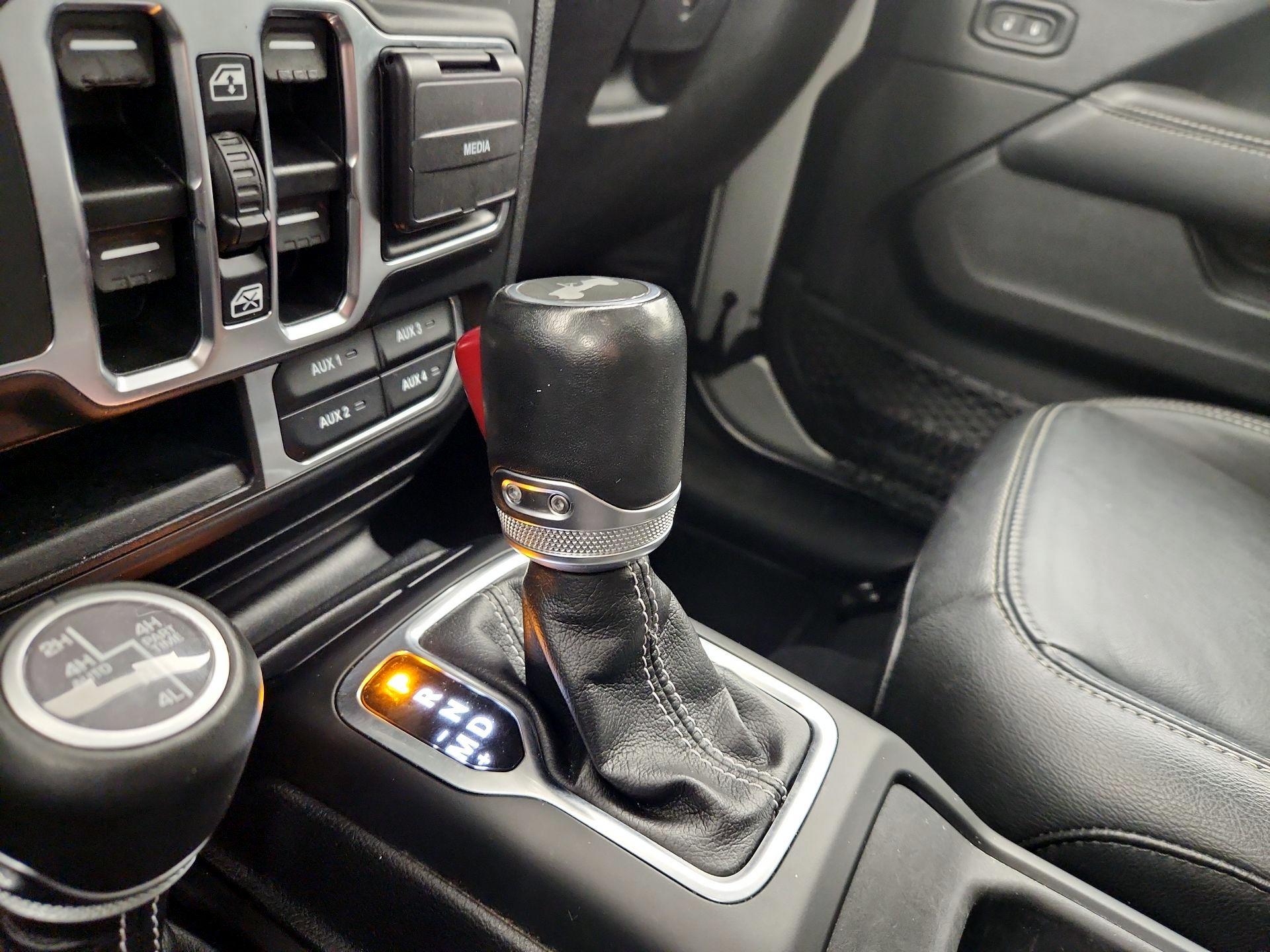 Thumbnail: 2023 Jeep Wrangler - 18