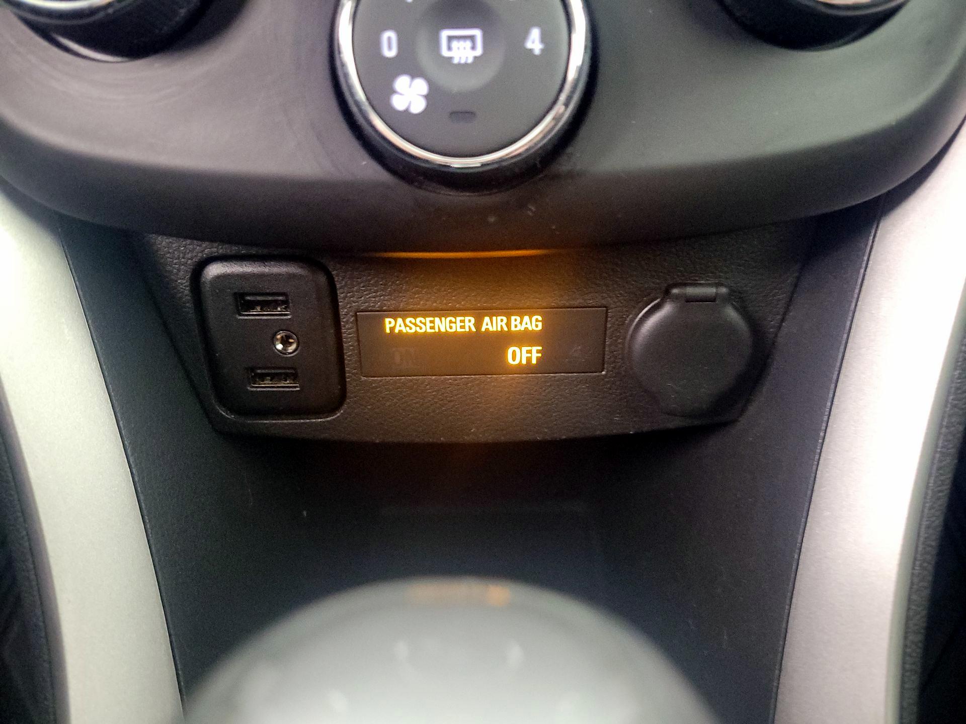 Thumbnail: 2022 Chevrolet Trax - 18