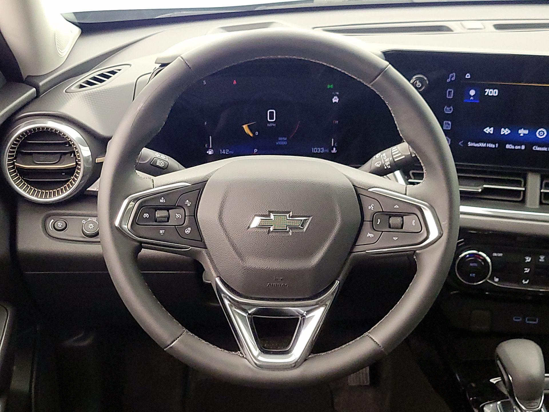 Thumbnail: 2025 Chevrolet Trax - 10