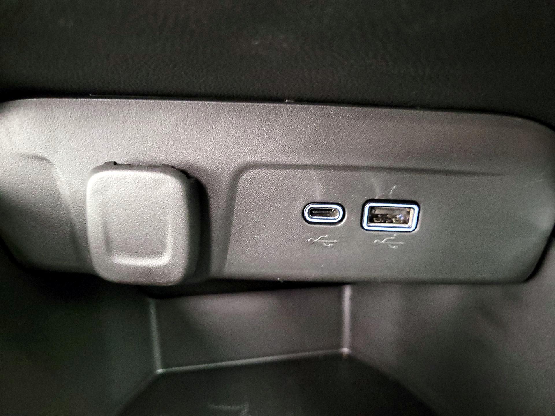 Thumbnail: 2025 Chevrolet Trax - 18