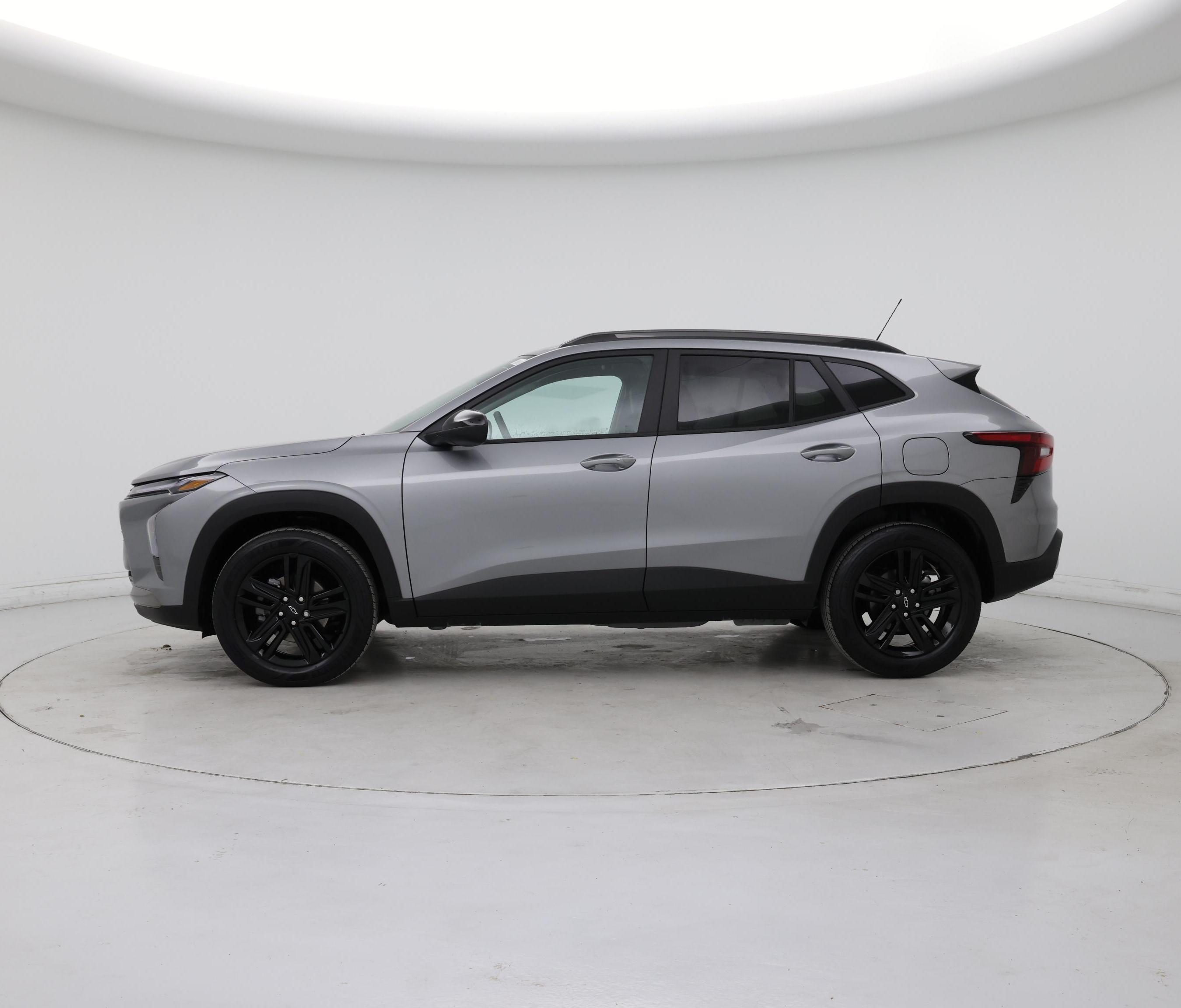 Thumbnail: 2025 Chevrolet Trax - 3