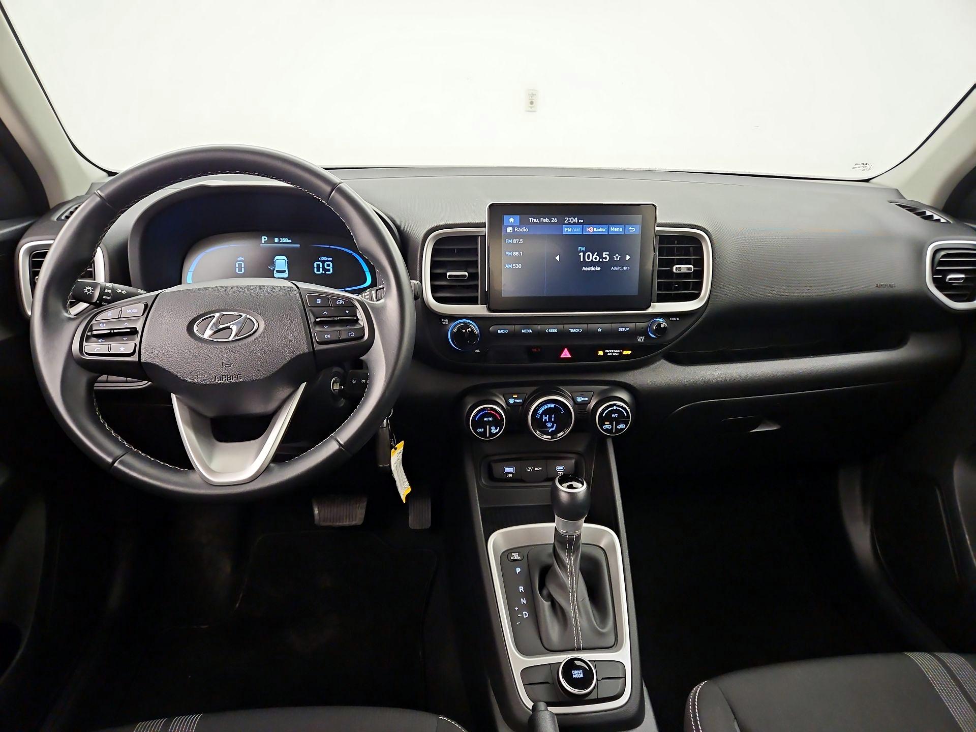 Thumbnail: 2023 Hyundai Venue - 9