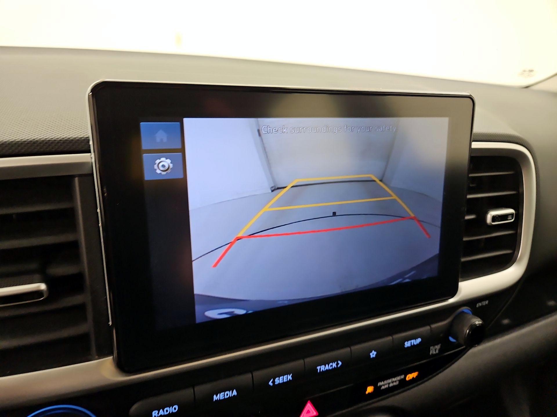 Thumbnail: 2023 Hyundai Venue - 14