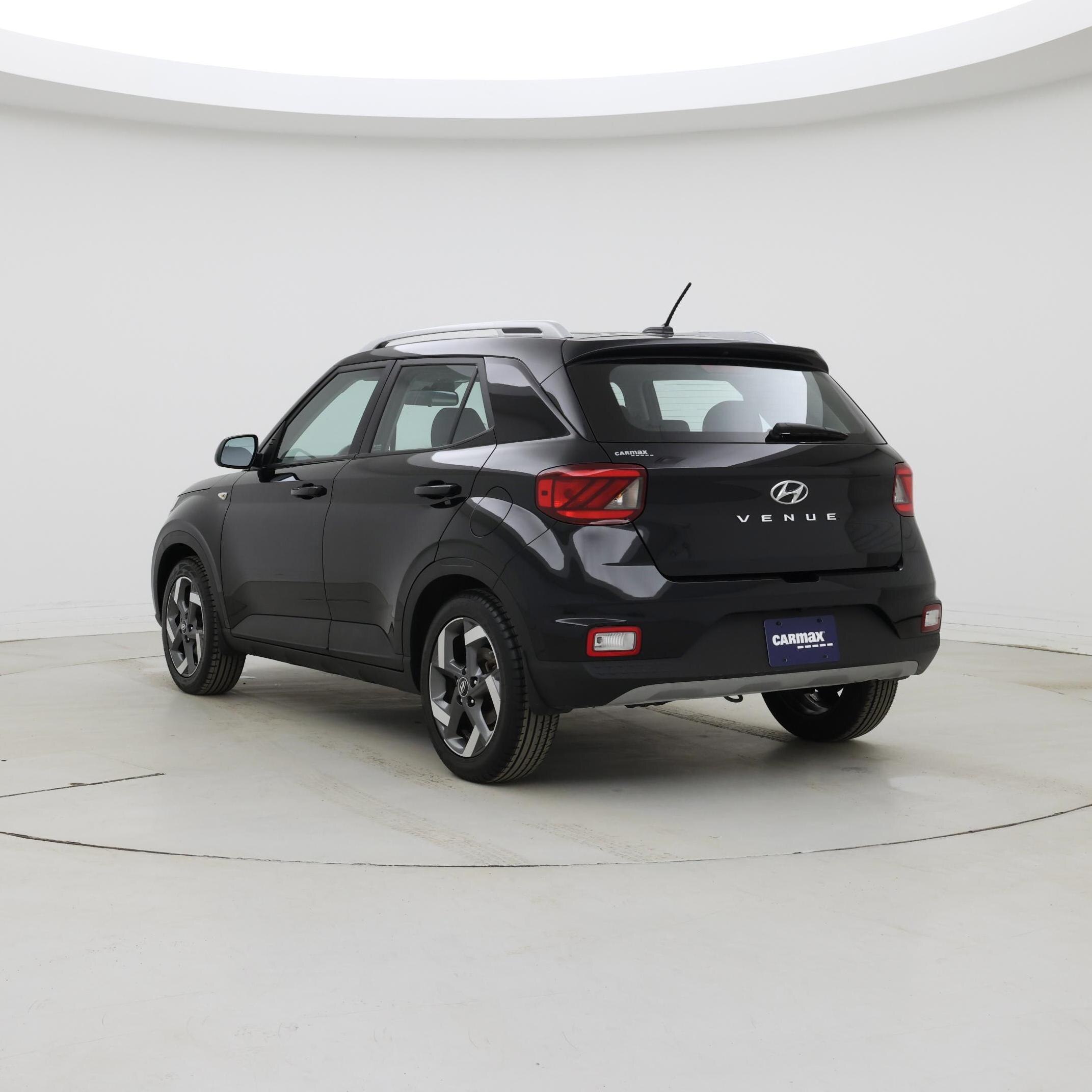 Thumbnail: 2023 Hyundai Venue - 2