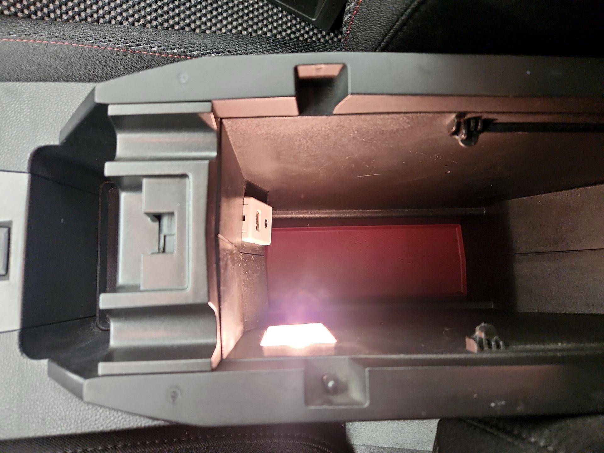 Thumbnail: 2017 Chevrolet Equinox - 17