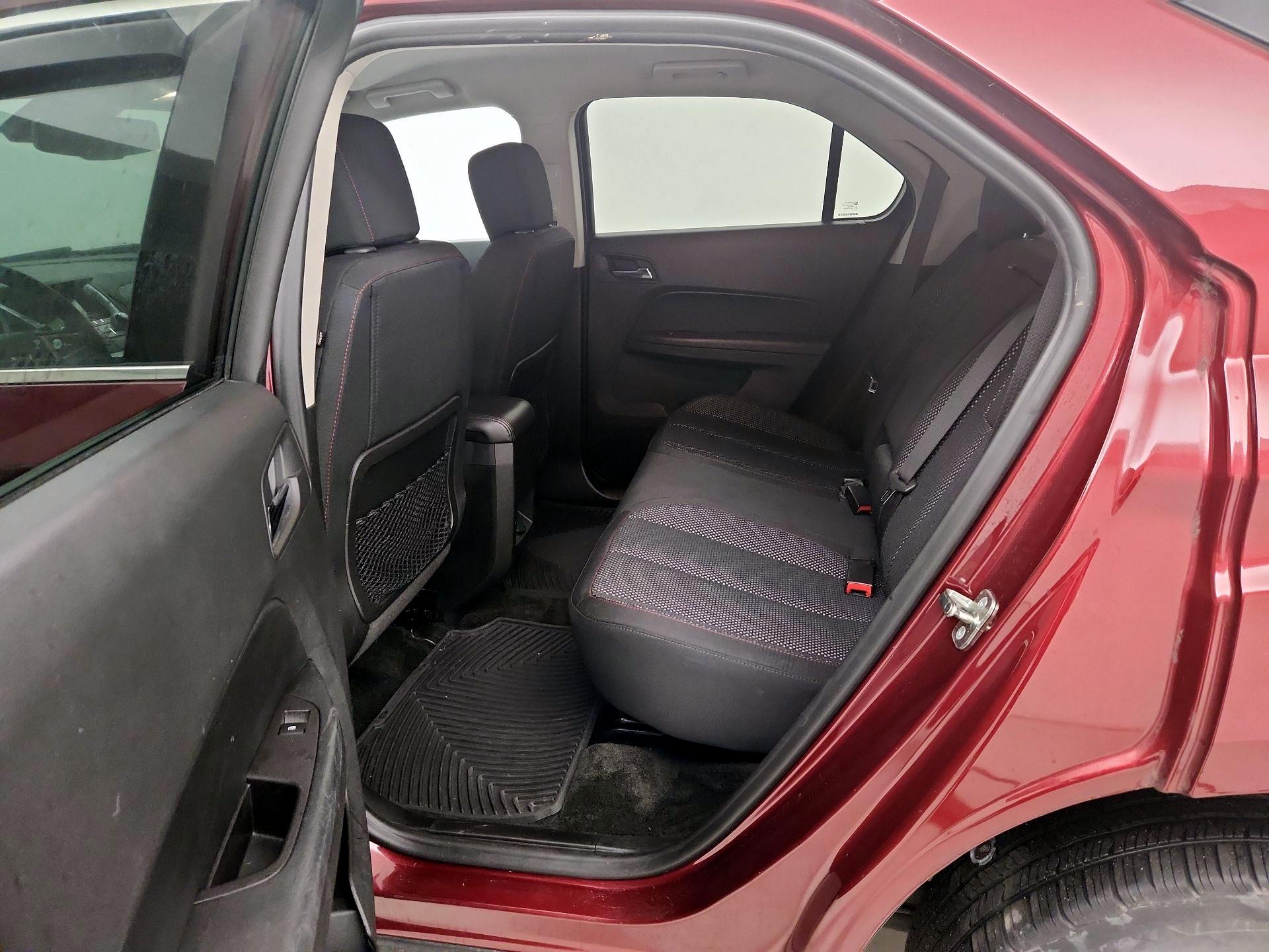 Thumbnail: 2017 Chevrolet Equinox - 18