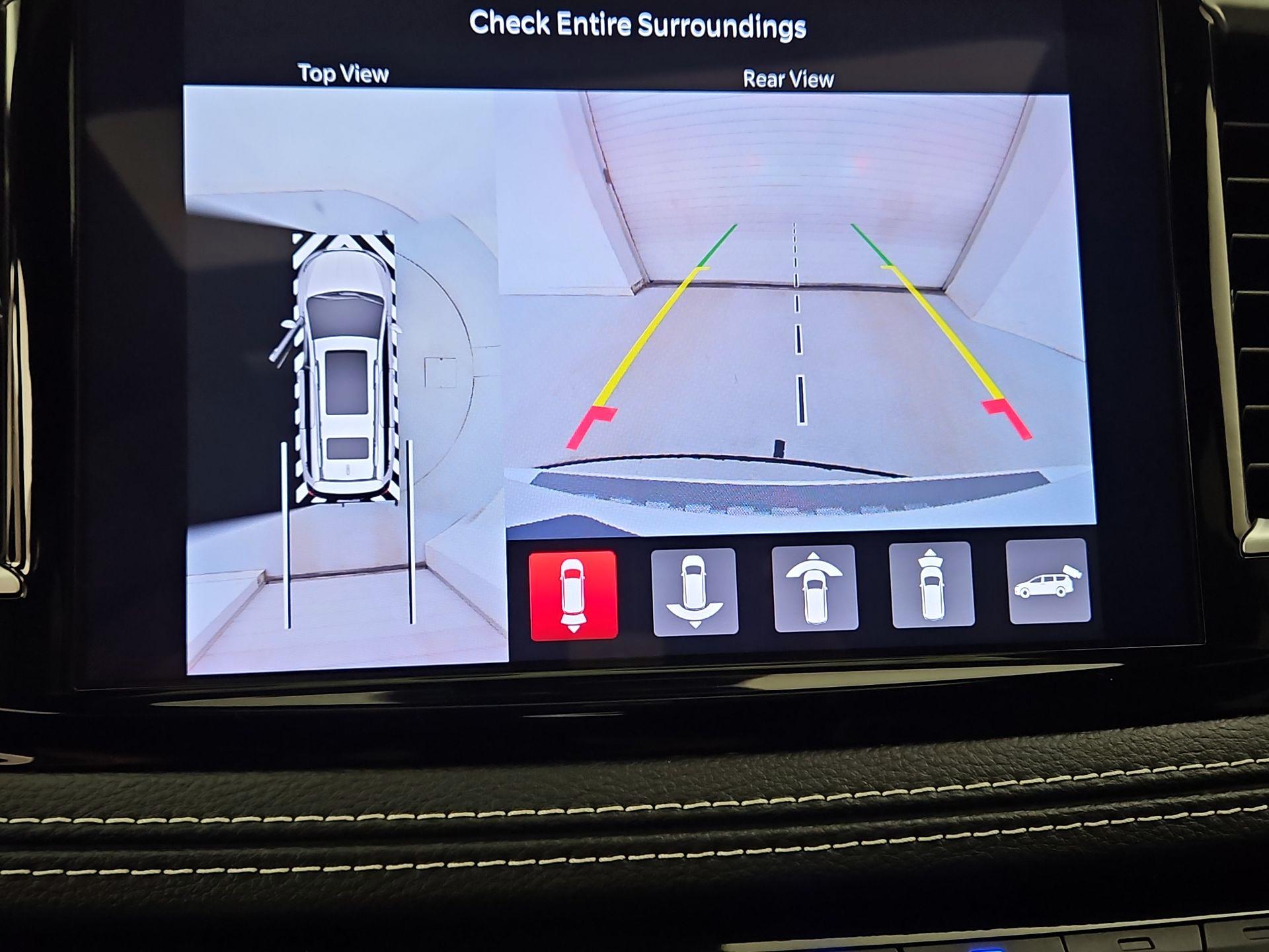 Thumbnail: 2025 Chrysler Pacifica - 15