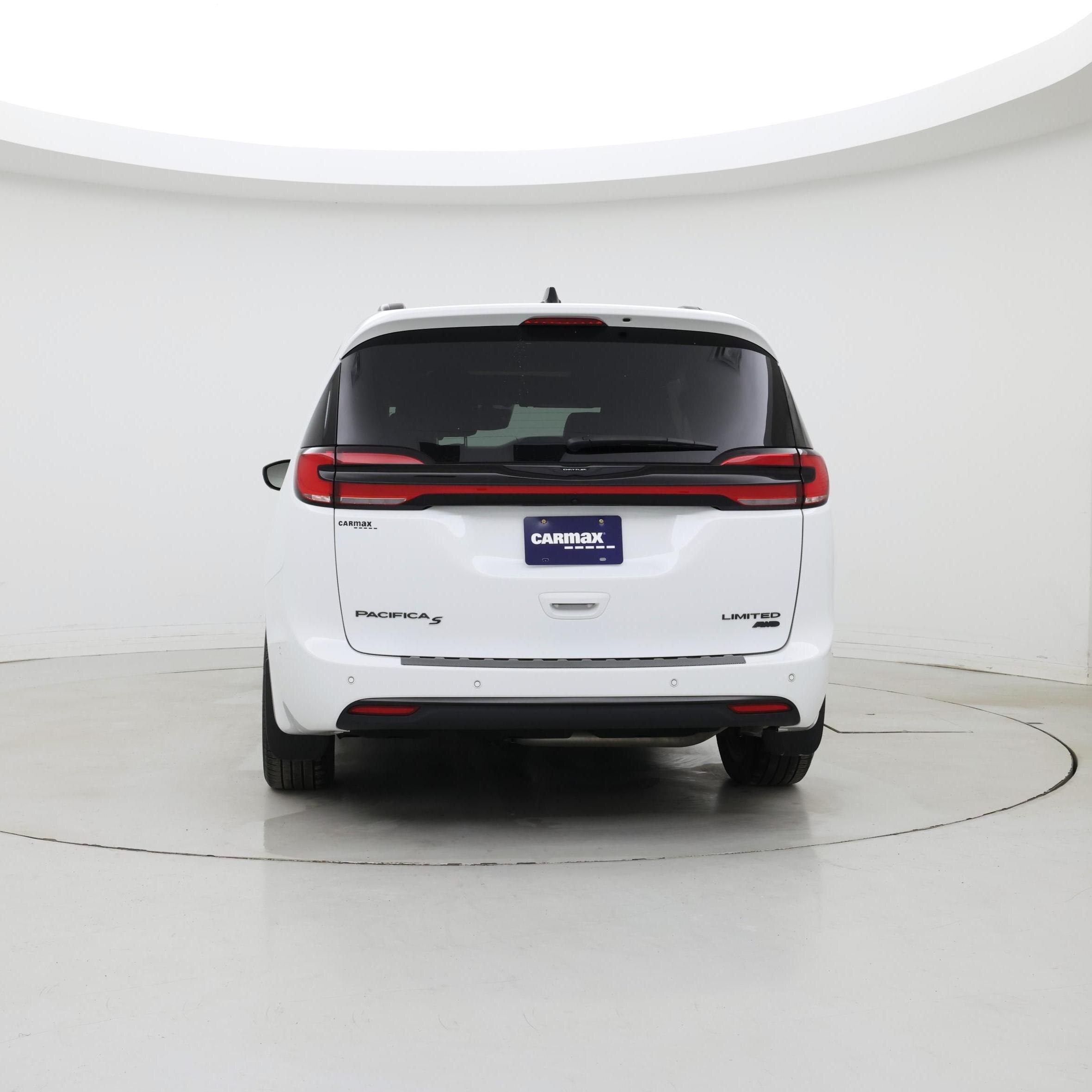 Thumbnail: 2025 Chrysler Pacifica - 6