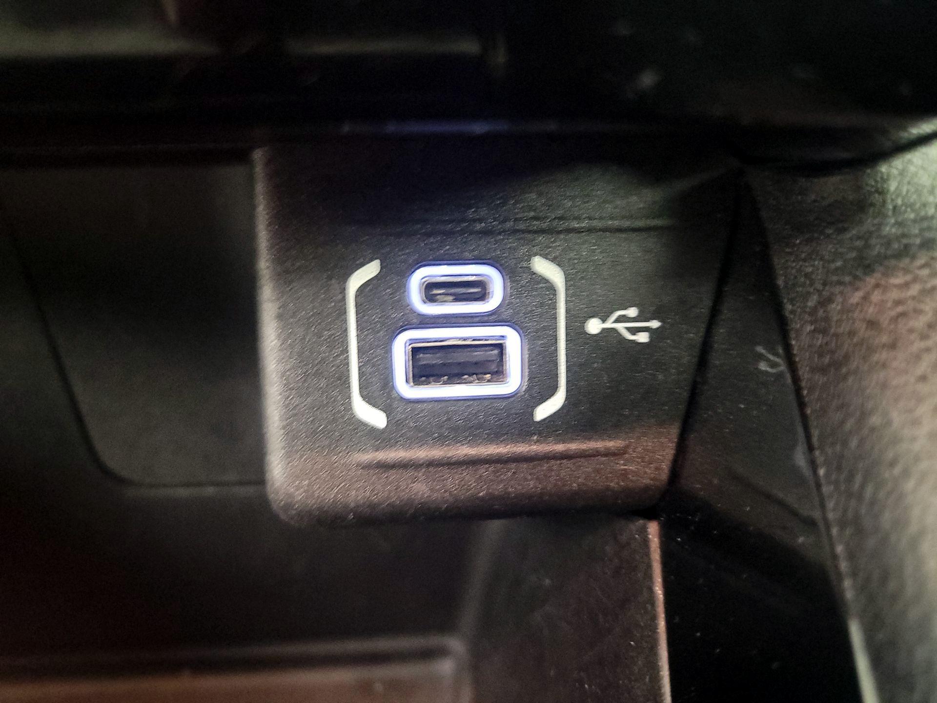 Thumbnail: 2022 Jeep Compass - 18