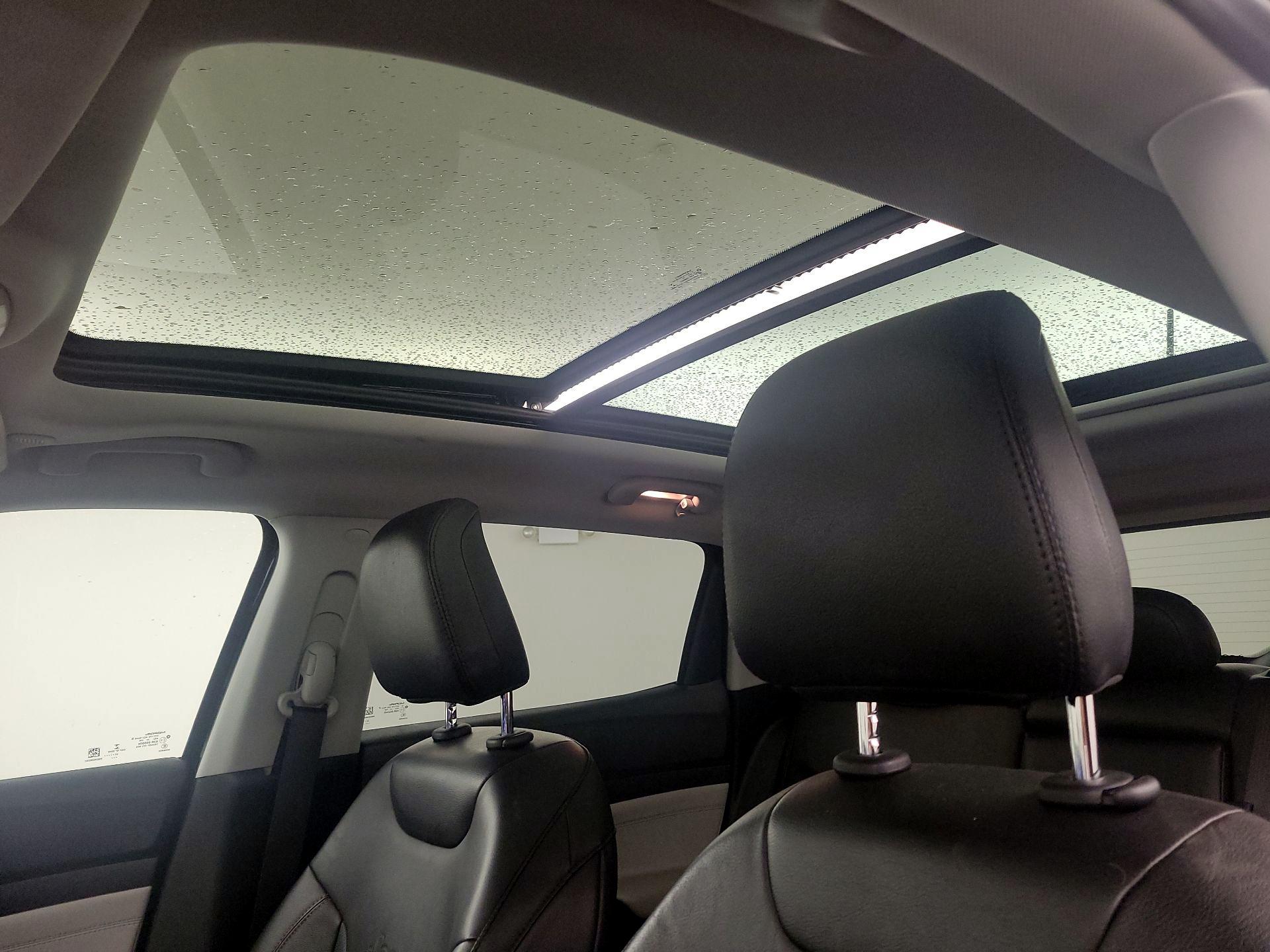 Thumbnail: 2022 Jeep Compass - 19