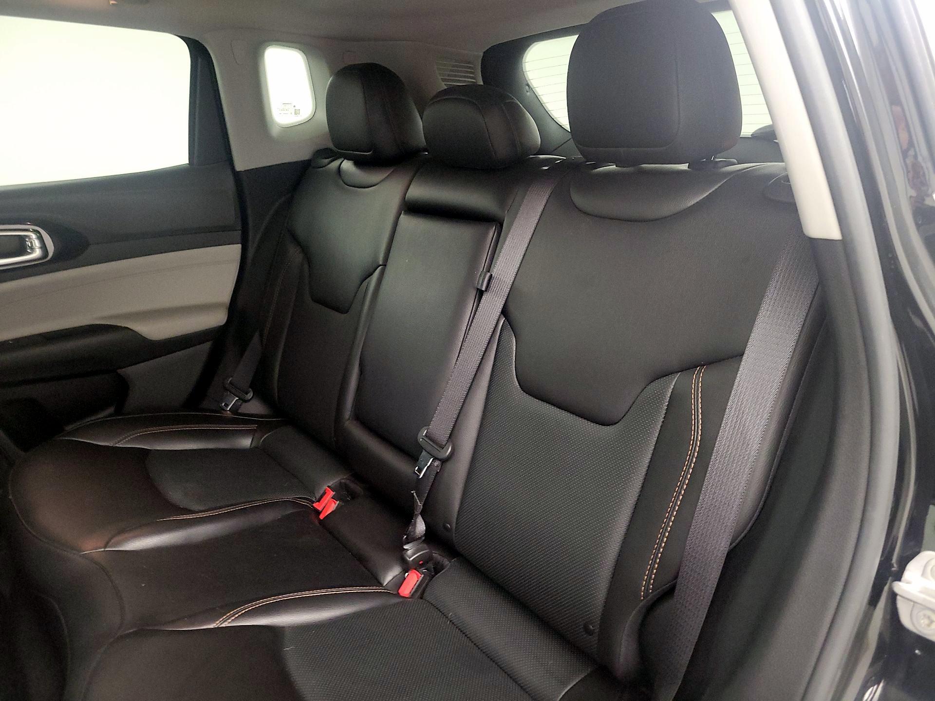 Thumbnail: 2022 Jeep Compass - 20