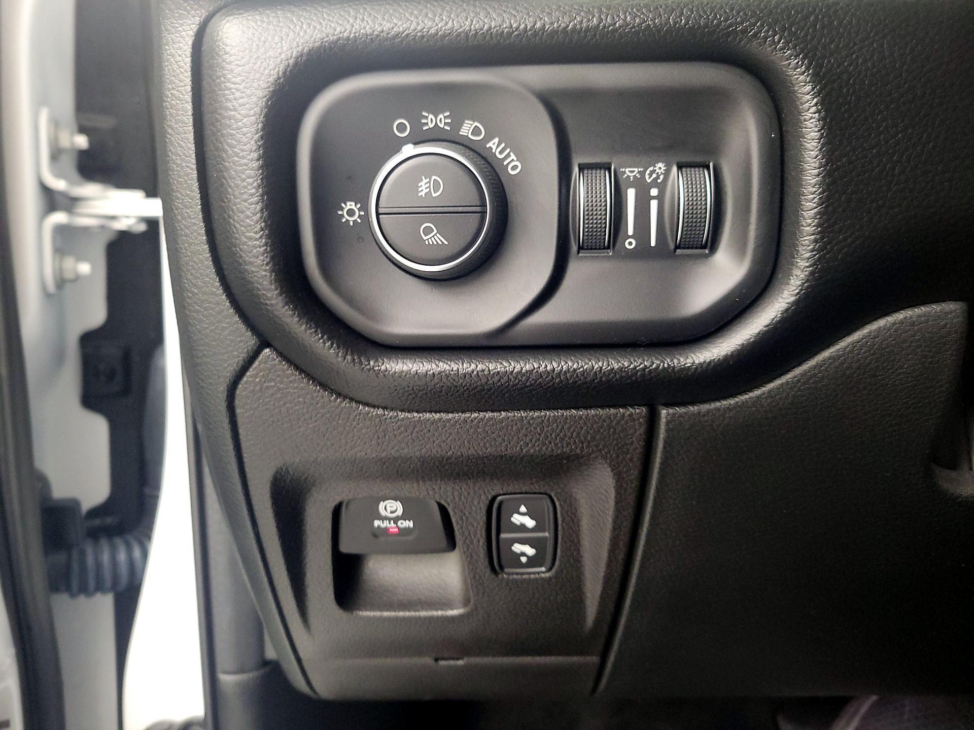 Thumbnail: 2022 RAM 1500 - 13