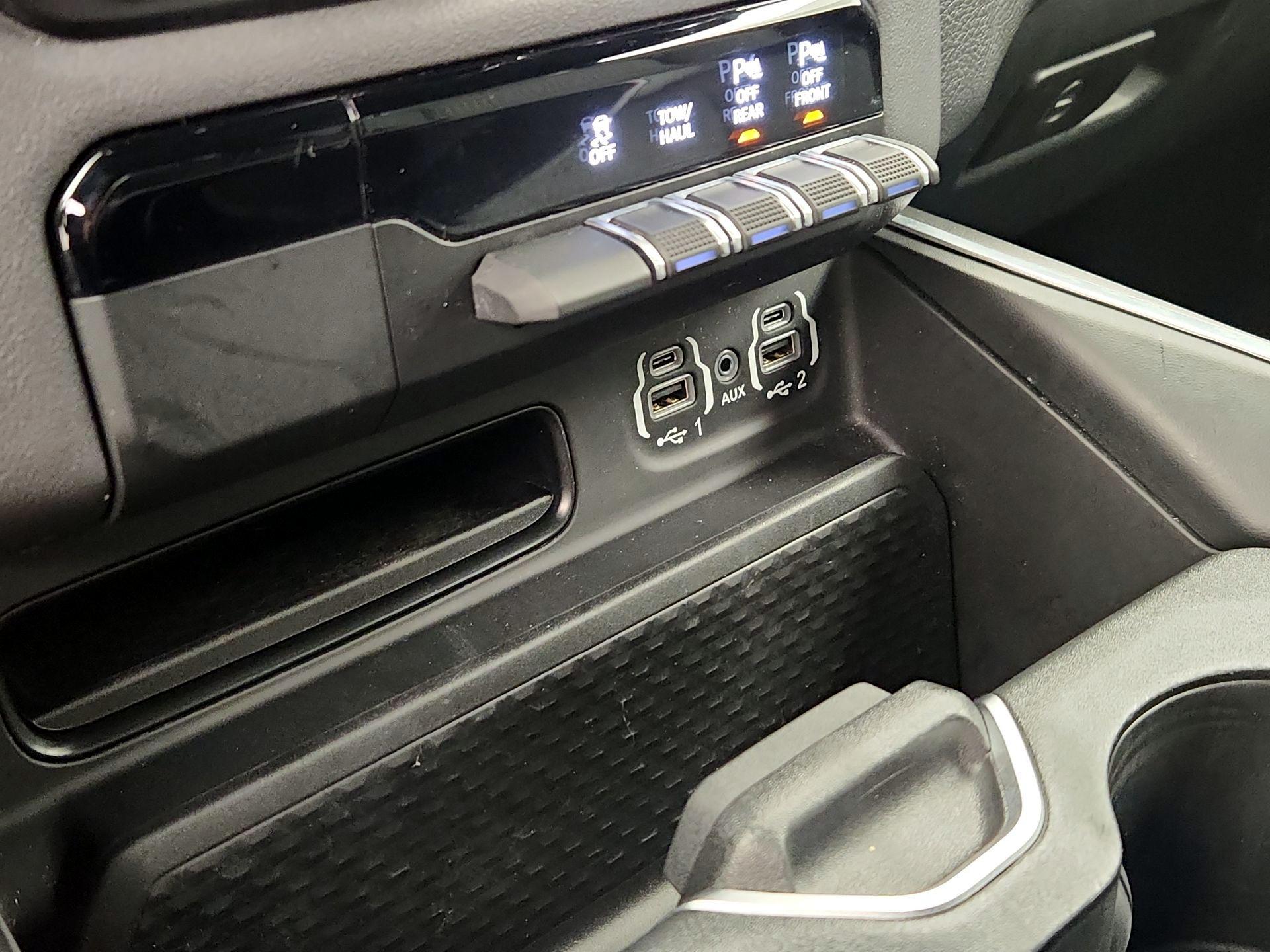 Thumbnail: 2023 RAM 1500 - 18