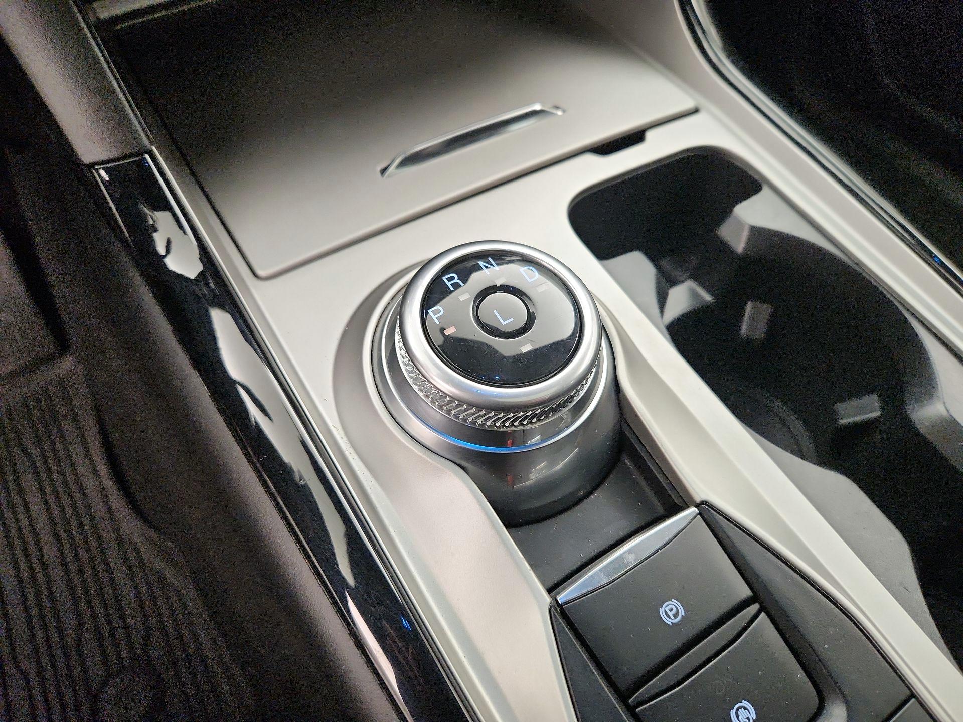 Thumbnail: 2022 Ford Explorer - 18