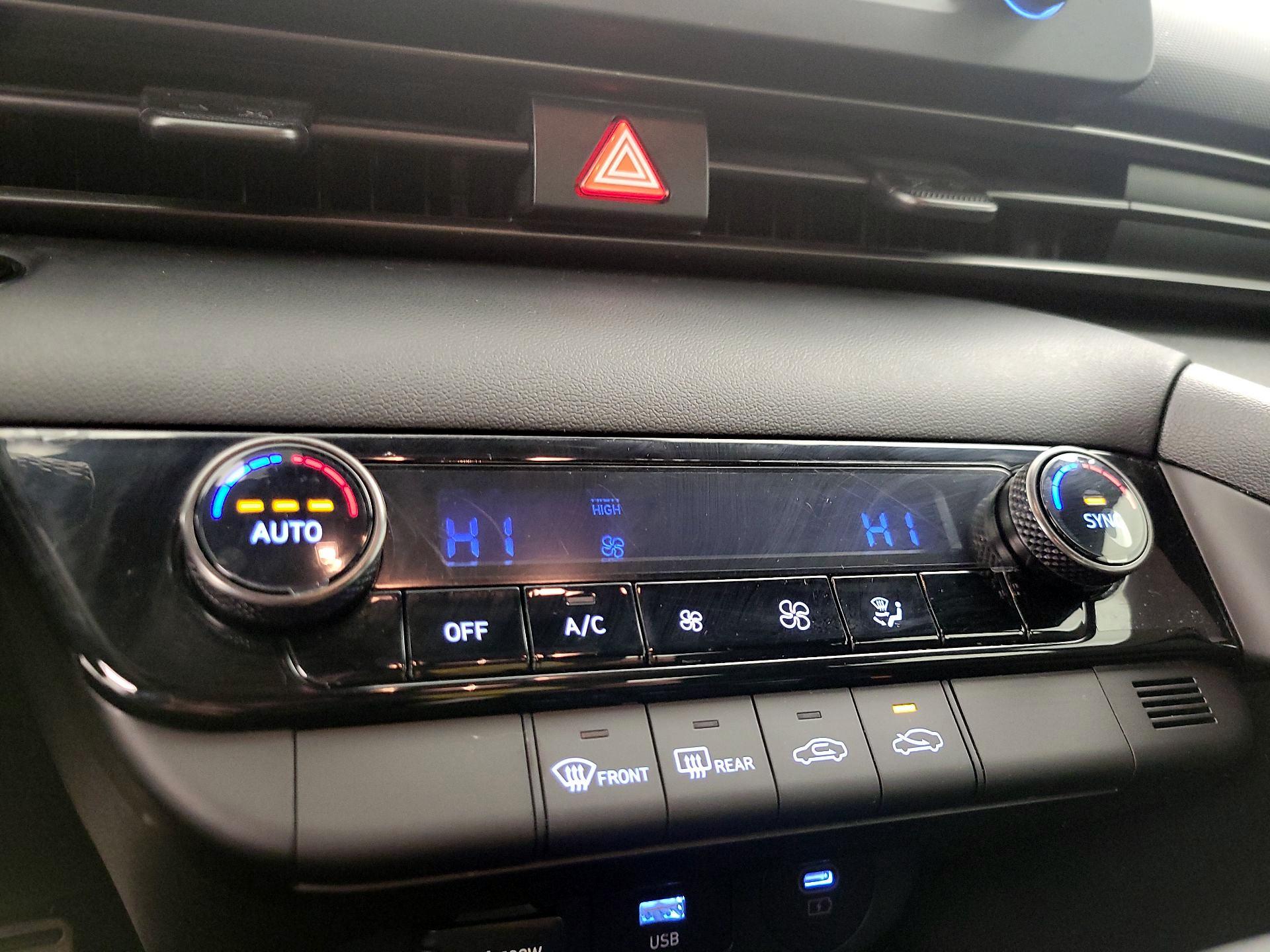 Thumbnail: 2025 Hyundai Elantra - 16