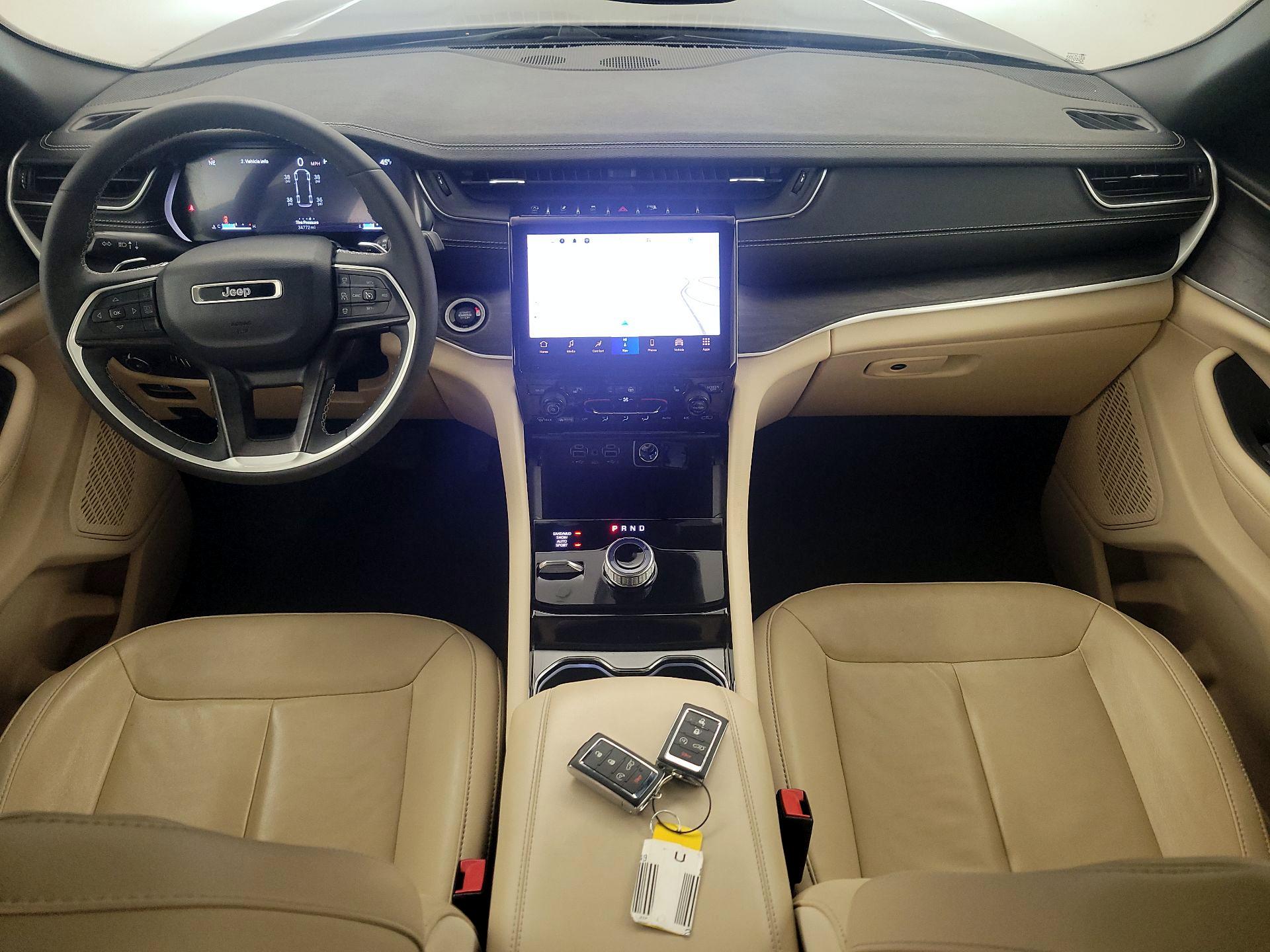 Thumbnail: 2023 Jeep Grand Cherokee L - 9