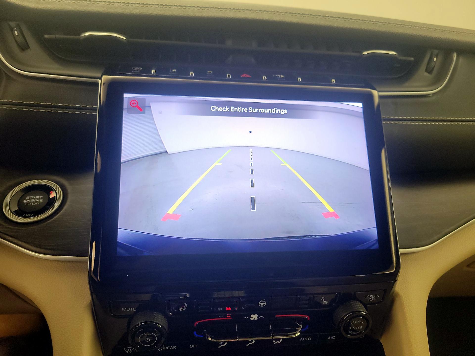 Thumbnail: 2023 Jeep Grand Cherokee L - 15