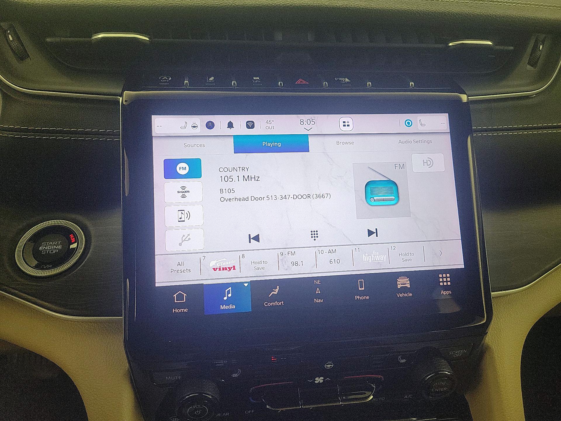 Thumbnail: 2023 Jeep Grand Cherokee L - 16