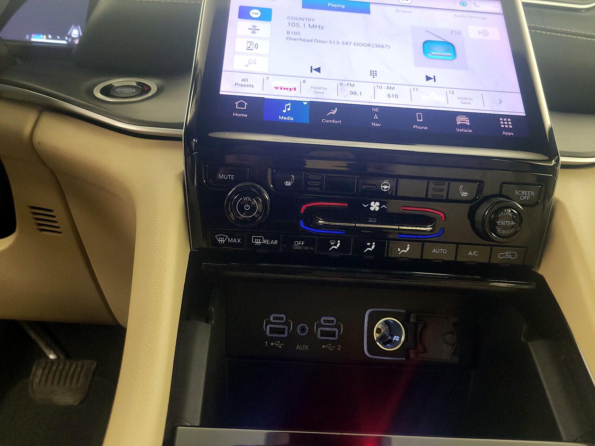 Thumbnail: 2023 Jeep Grand Cherokee L - 17