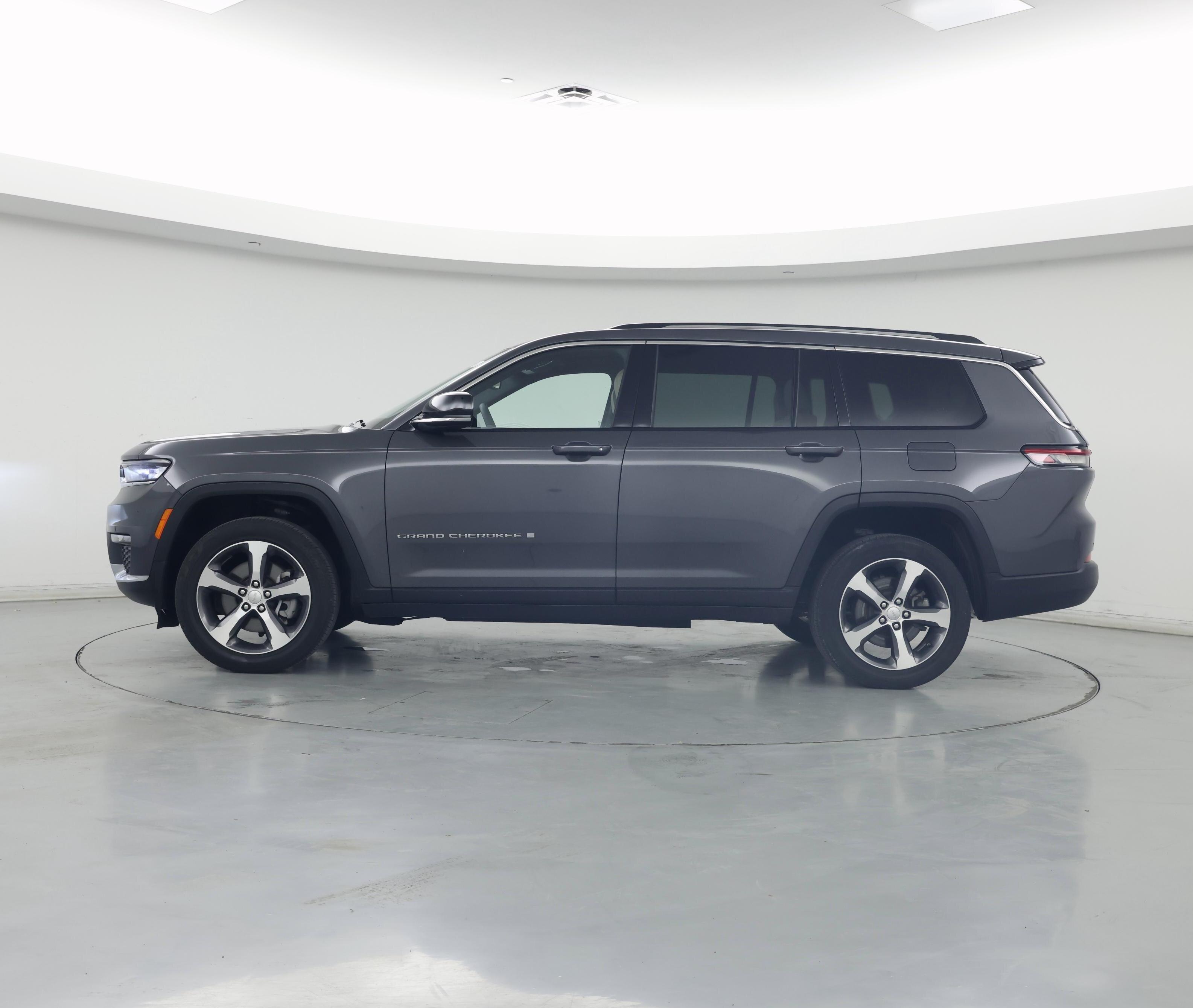 Thumbnail: 2023 Jeep Grand Cherokee L - 3