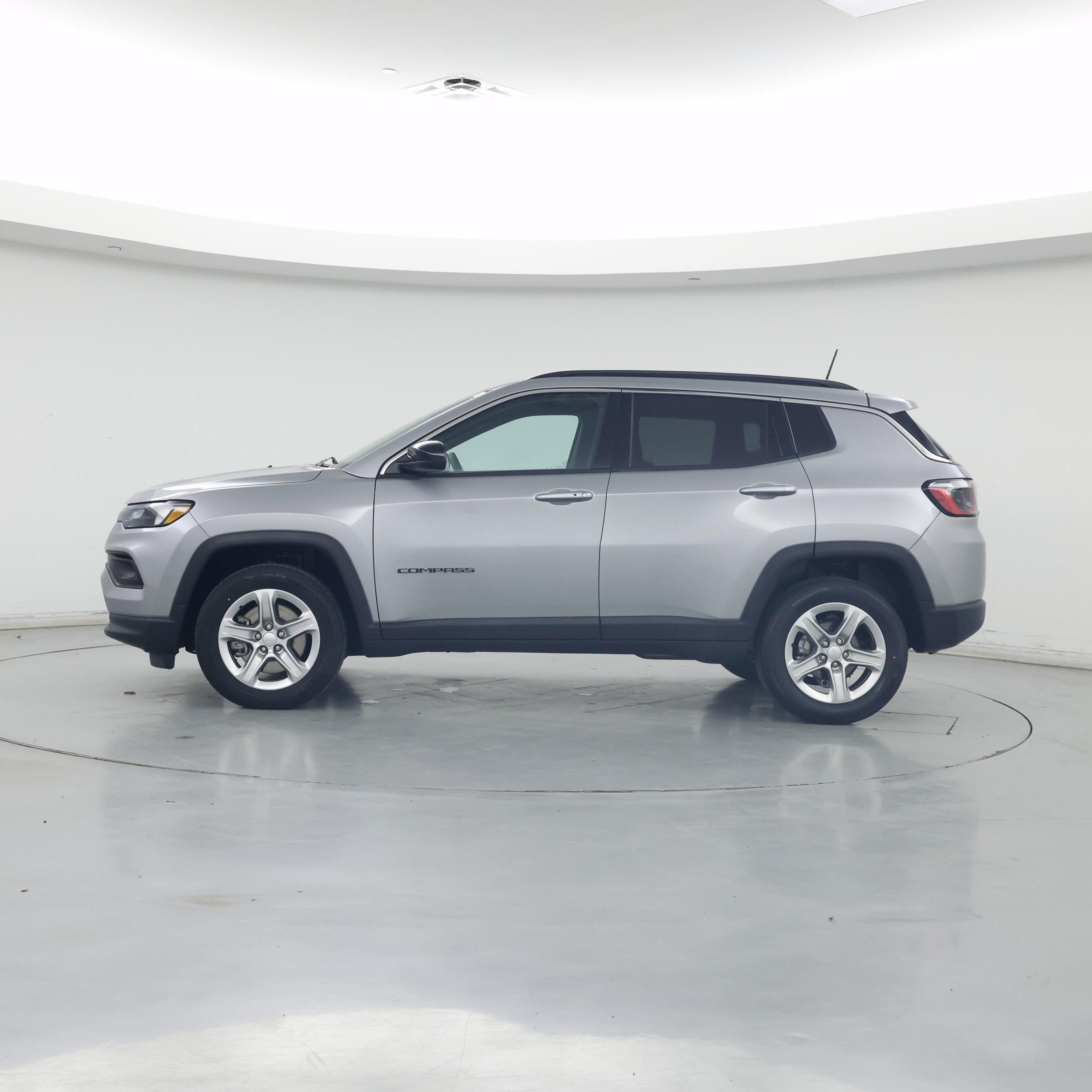 Thumbnail: 2023 Jeep Compass - 3