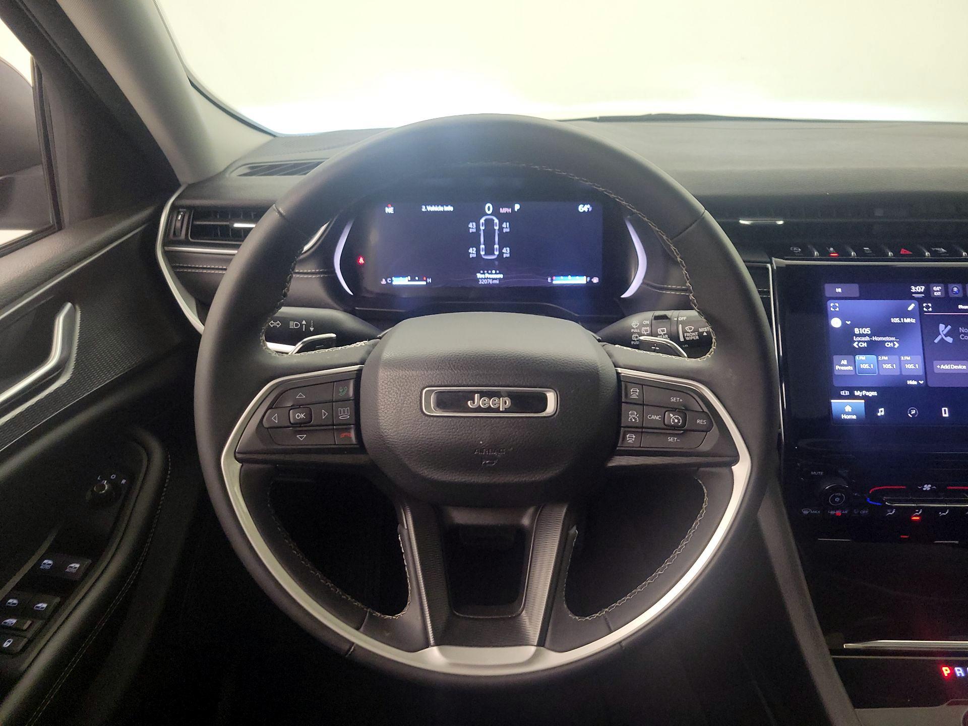 Thumbnail: 2023 Jeep Grand Cherokee L - 10