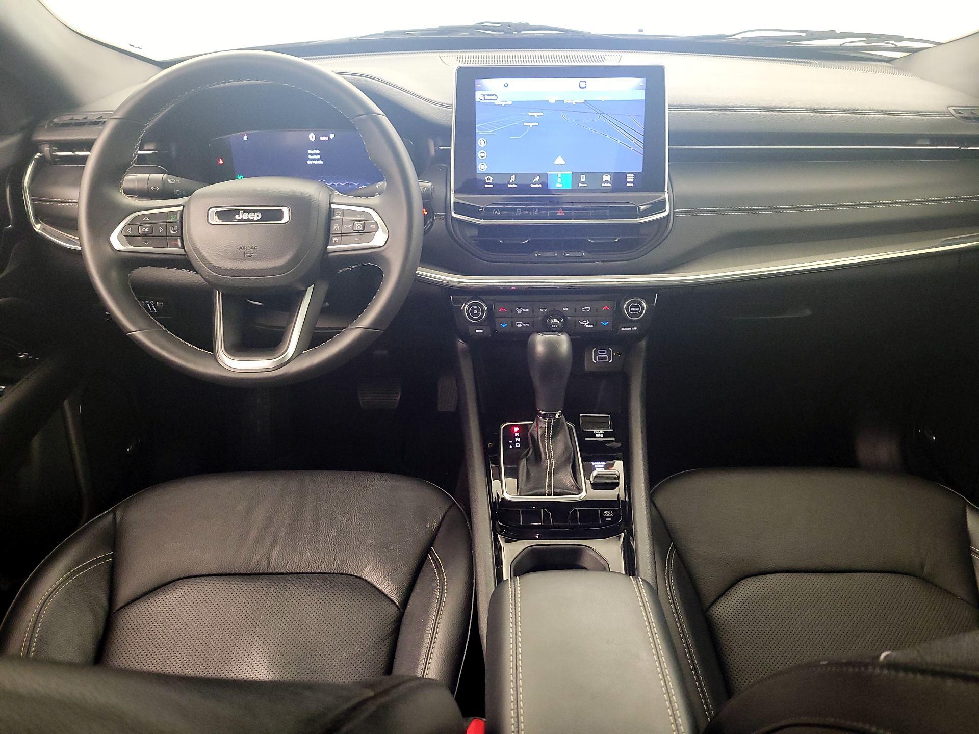 Thumbnail: 2022 Jeep Compass - 9