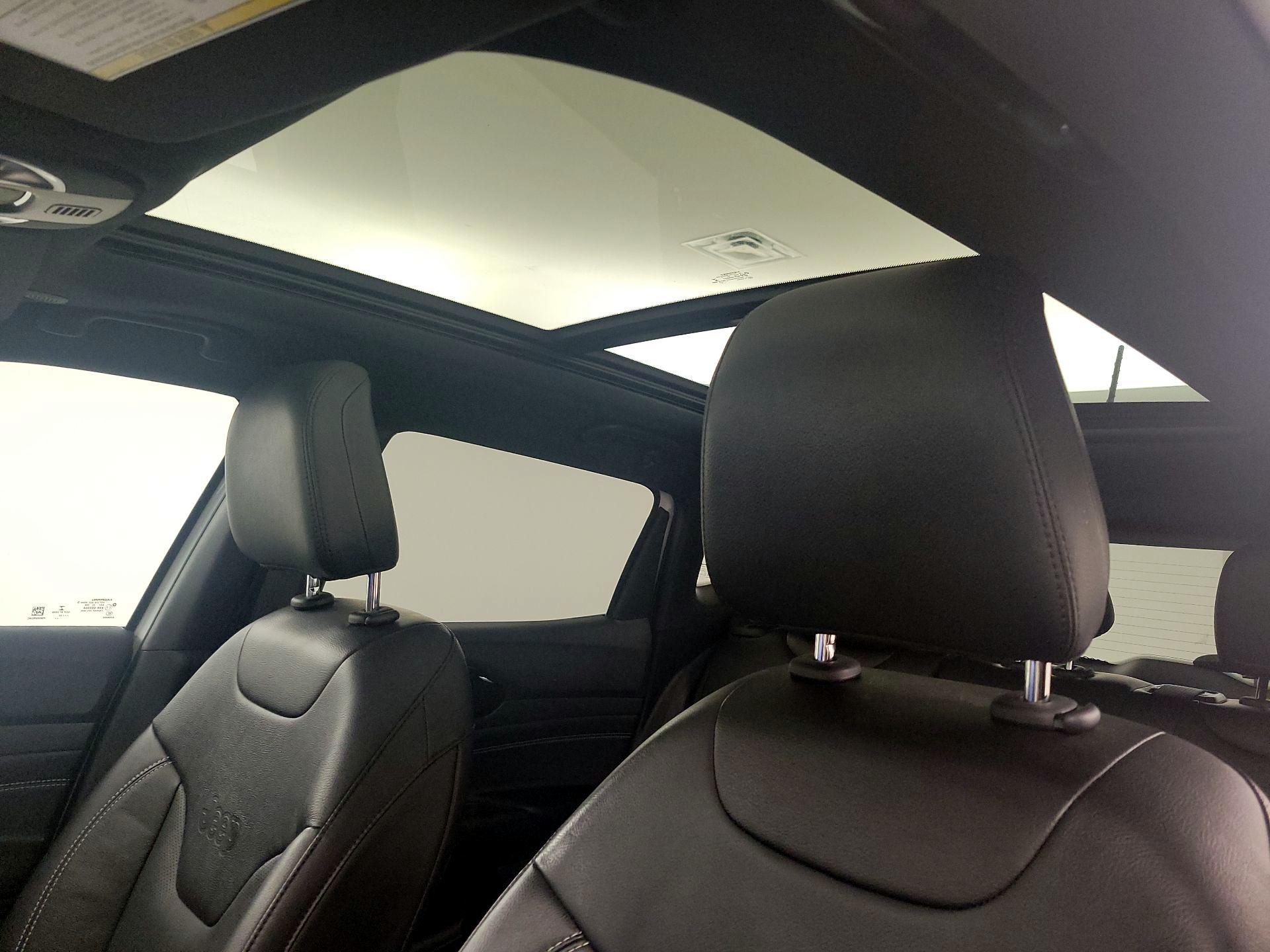 Thumbnail: 2022 Jeep Compass - 20