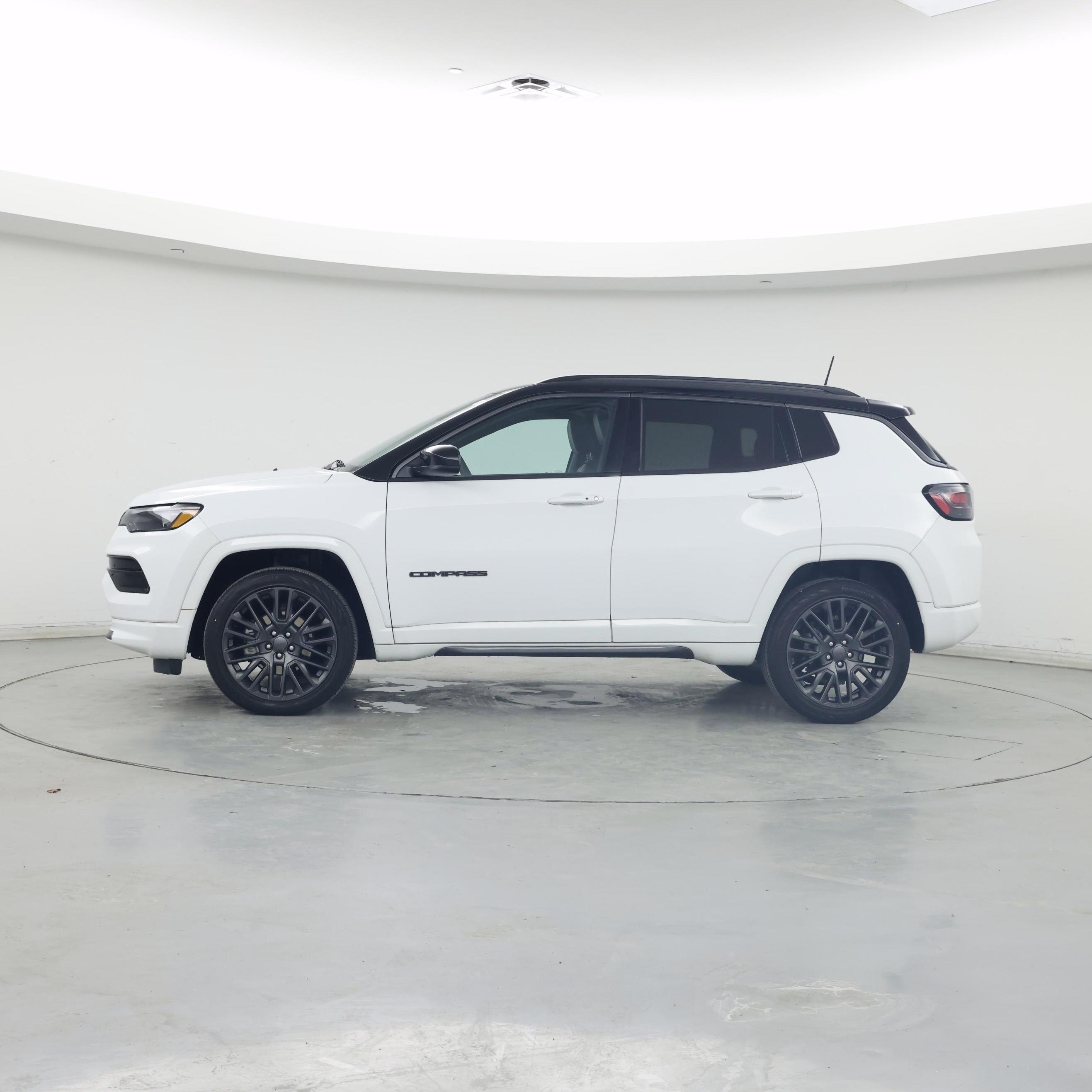 Thumbnail: 2022 Jeep Compass - 3