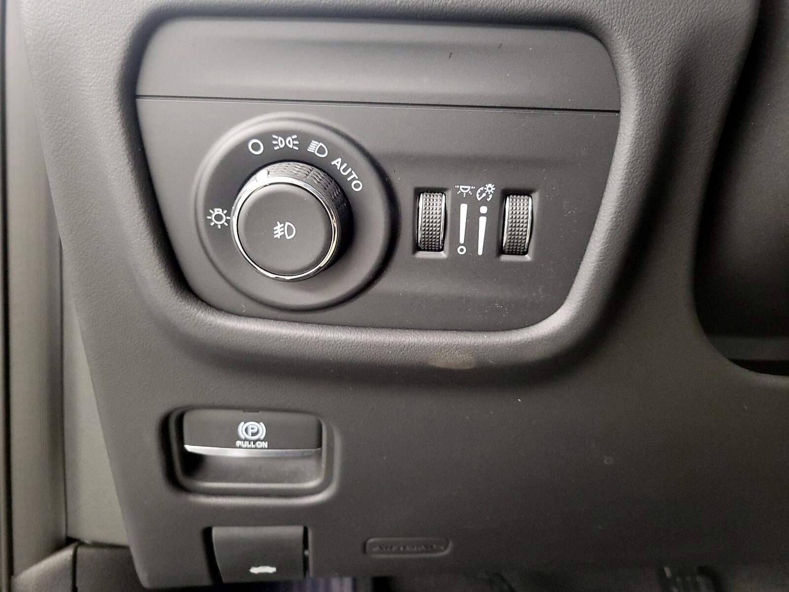 2022 Jeep Grand Cherokee Summit Reserve - Photo 14