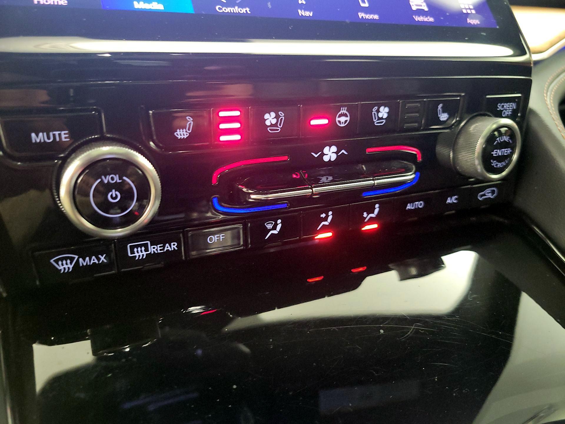 Thumbnail: 2022 Jeep Grand Cherokee - 17