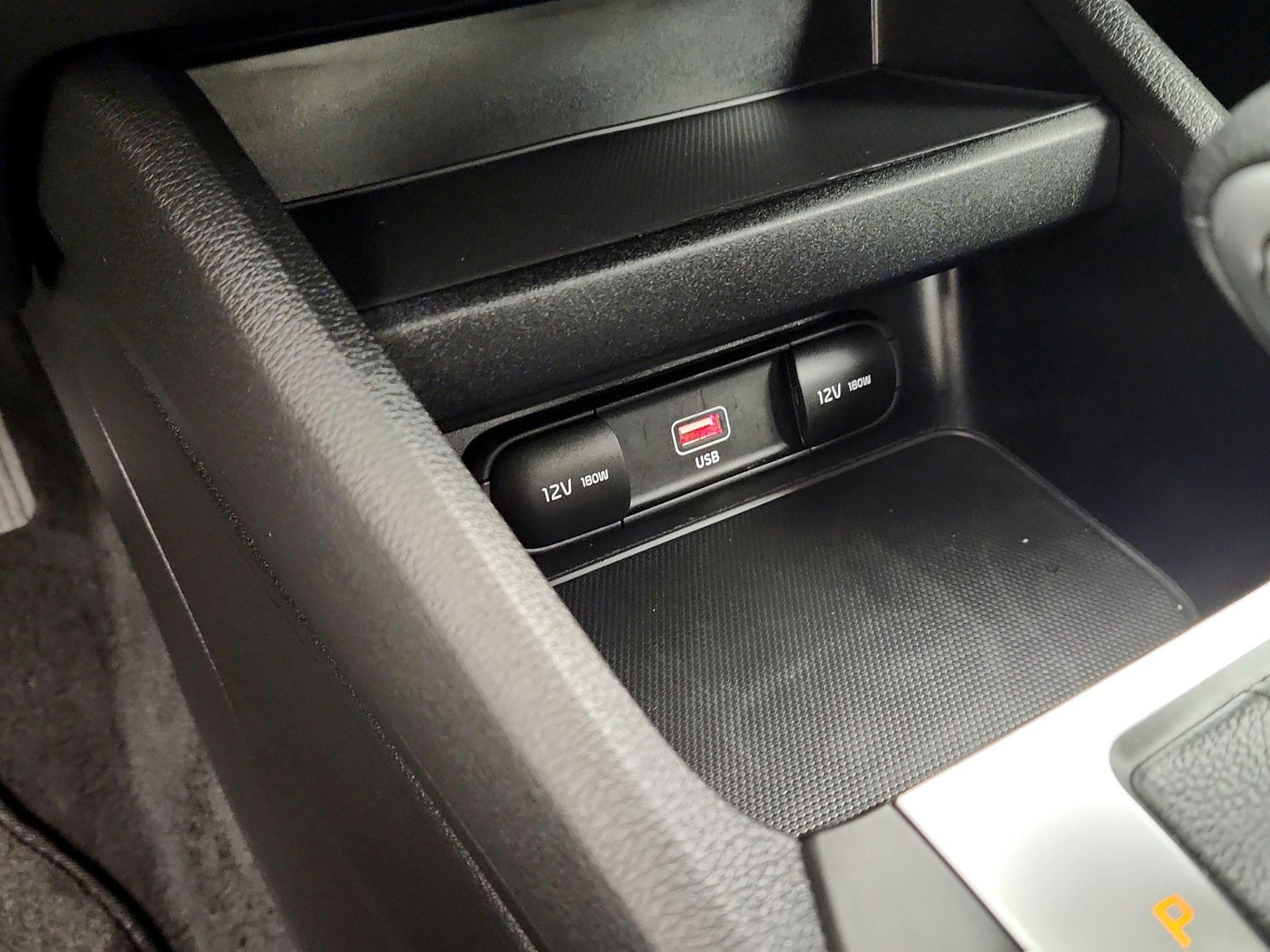 Thumbnail: 2022 Kia Forte - 18