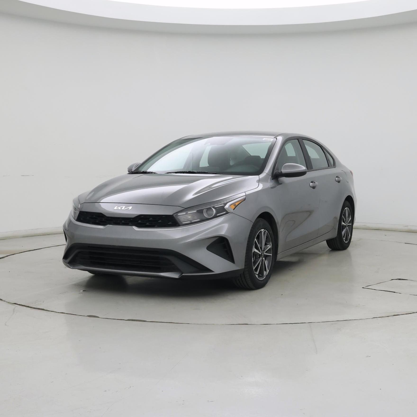 Thumbnail: 2022 Kia Forte - 4
