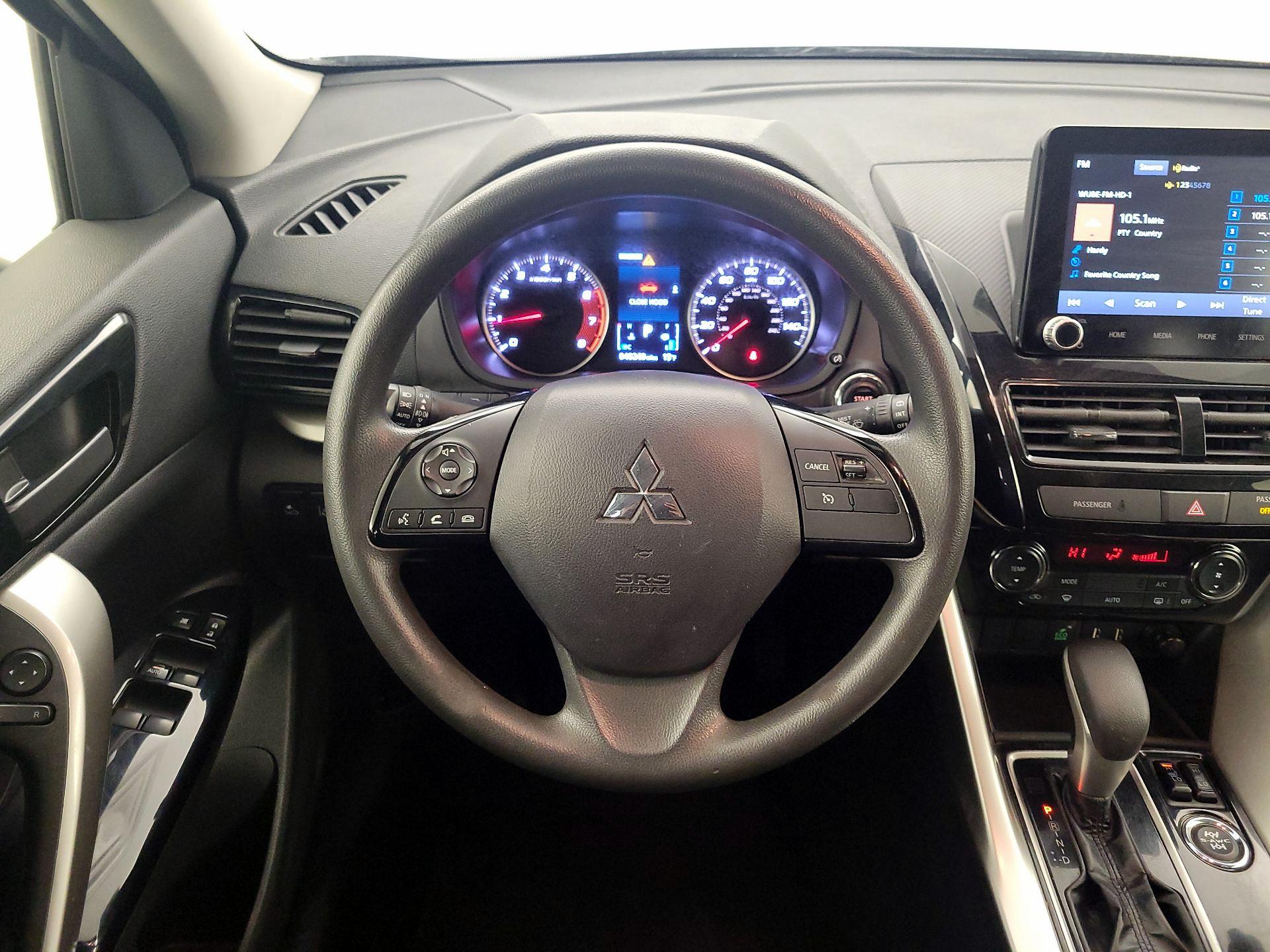 Thumbnail: 2024 Mitsubishi Eclipse Cross - 10