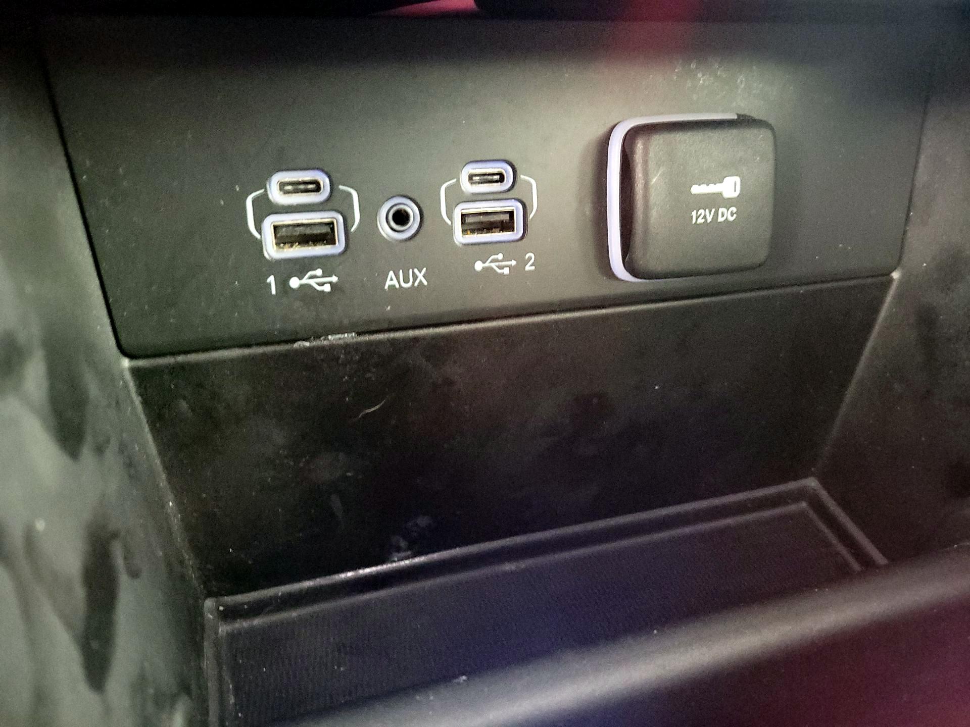 Thumbnail: 2023 Jeep Grand Cherokee - 19