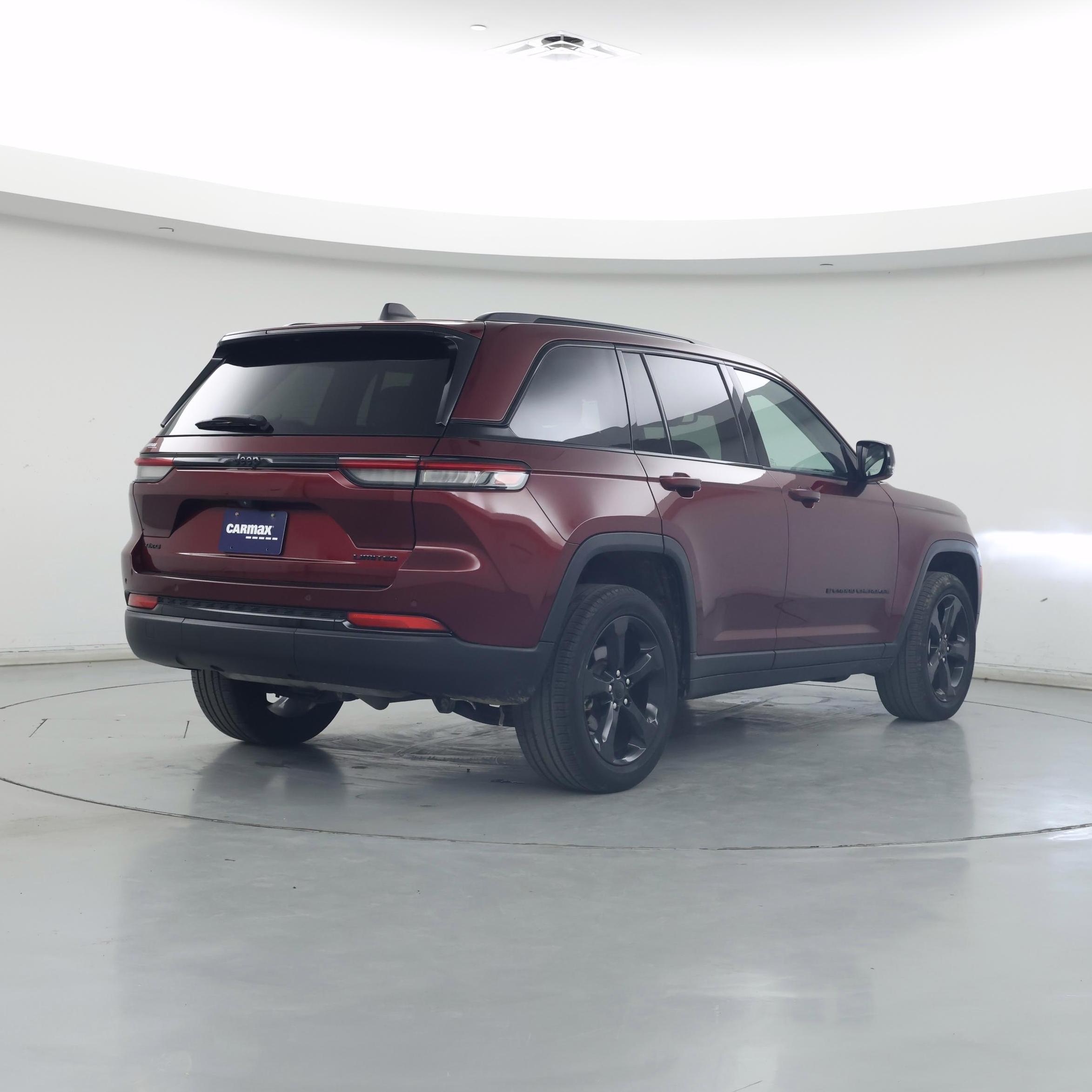 Thumbnail: 2023 Jeep Grand Cherokee - 8