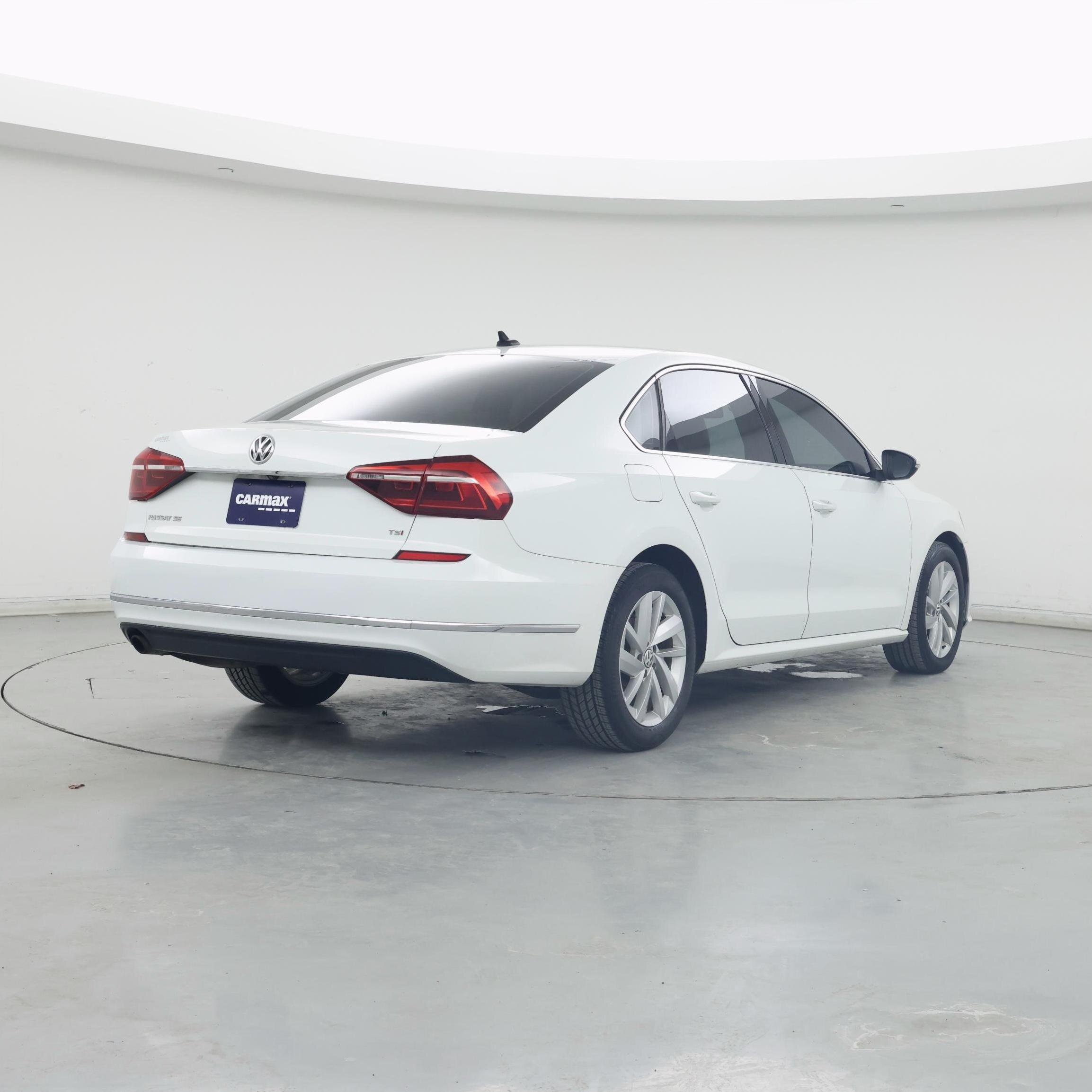 Thumbnail: 2023 Hyundai Santa Fe - 8