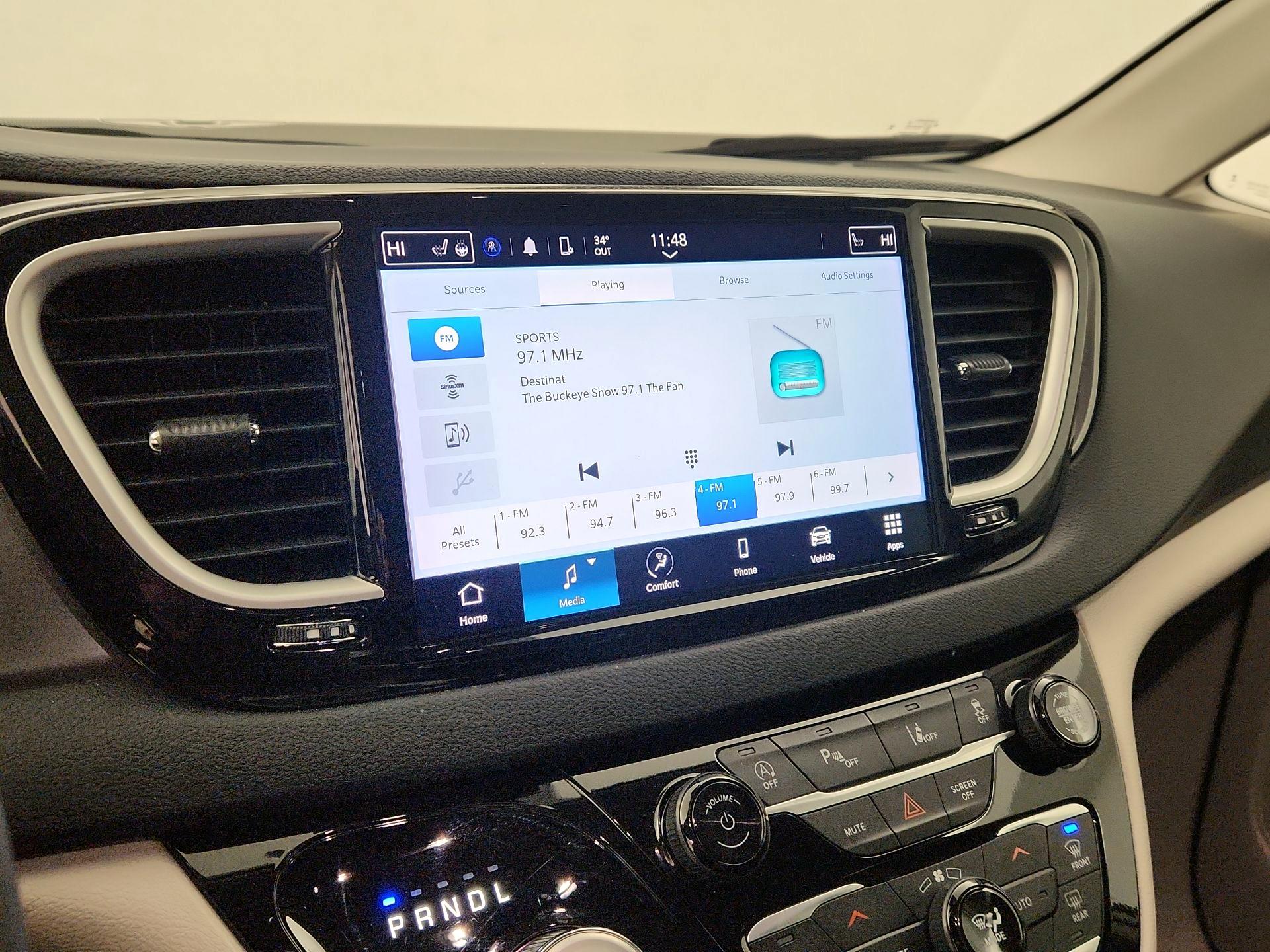 Thumbnail: 2024 Chrysler Pacifica - 15