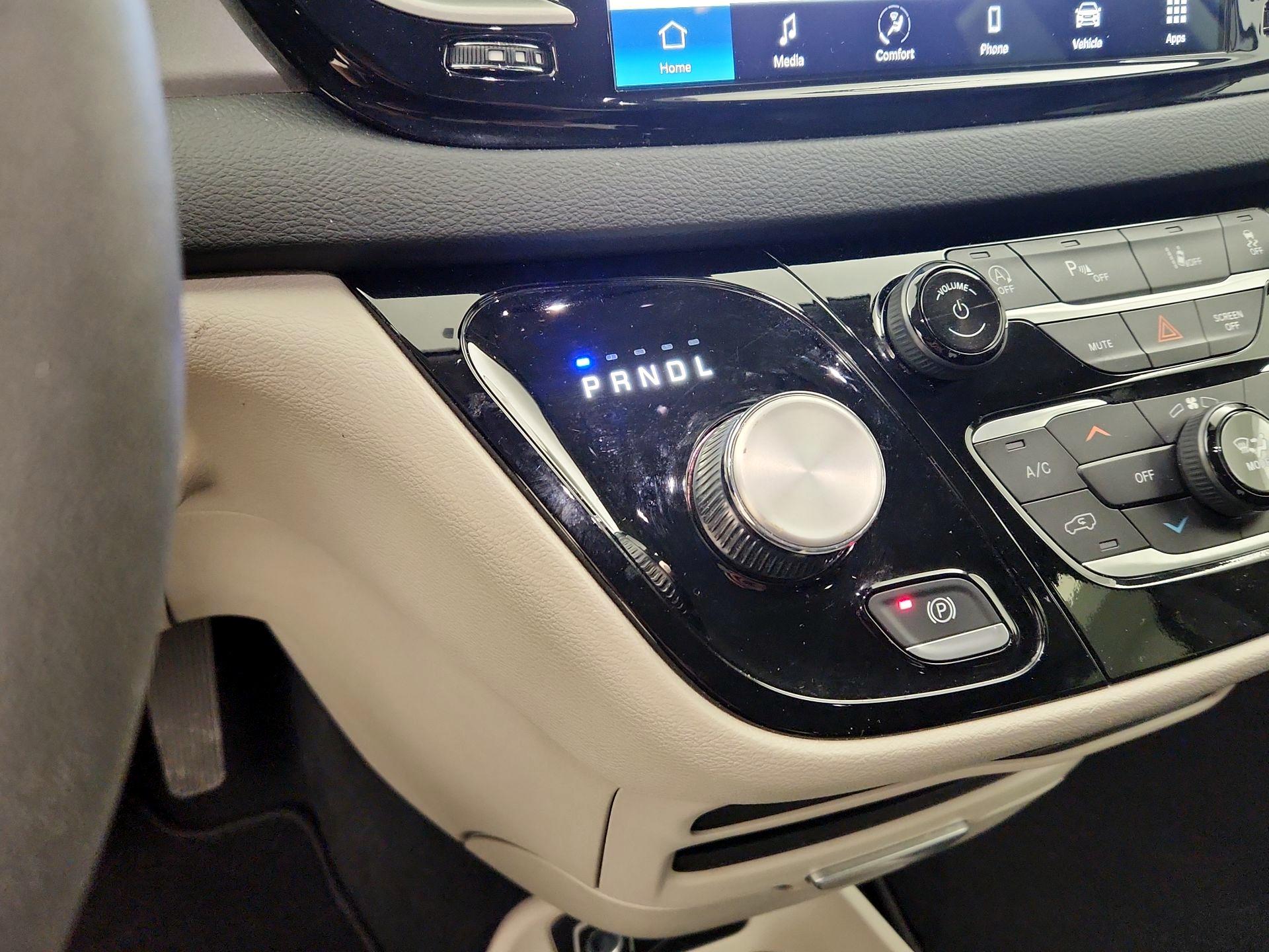 Thumbnail: 2024 Chrysler Pacifica - 17